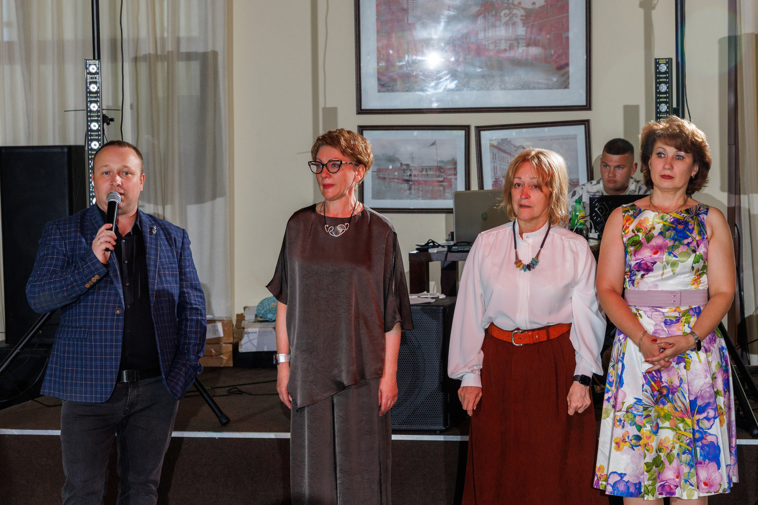 Выпускной 2025 Шк 10. Коммерческий фотограф Андрей Тремасов