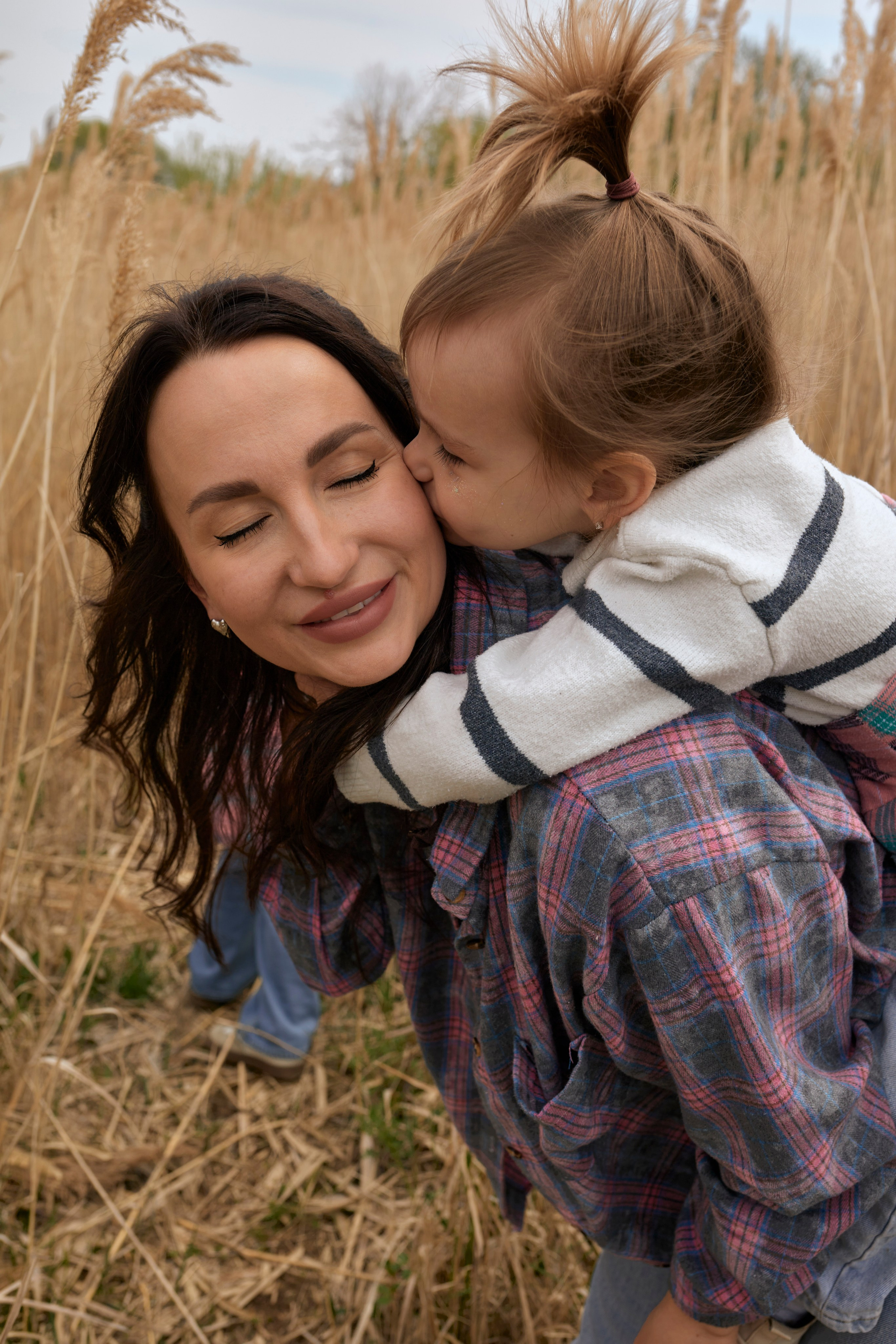 Алена и дочки. Фотограф Владивосток, семейные и индивидуальные съемки