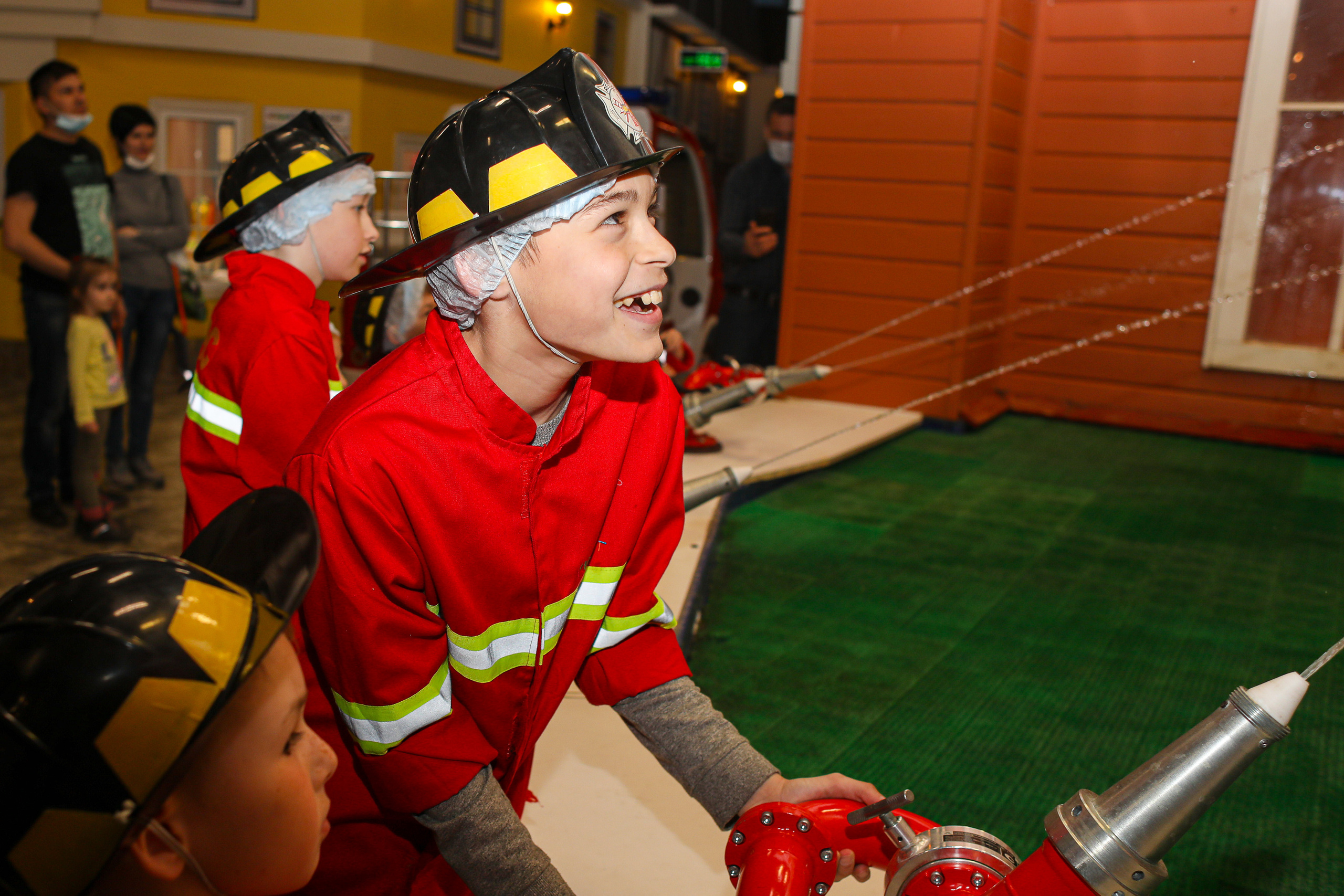 КидБург. Город профессий. Семейный фотограф в Санкт-Петербурге Ева Маркова