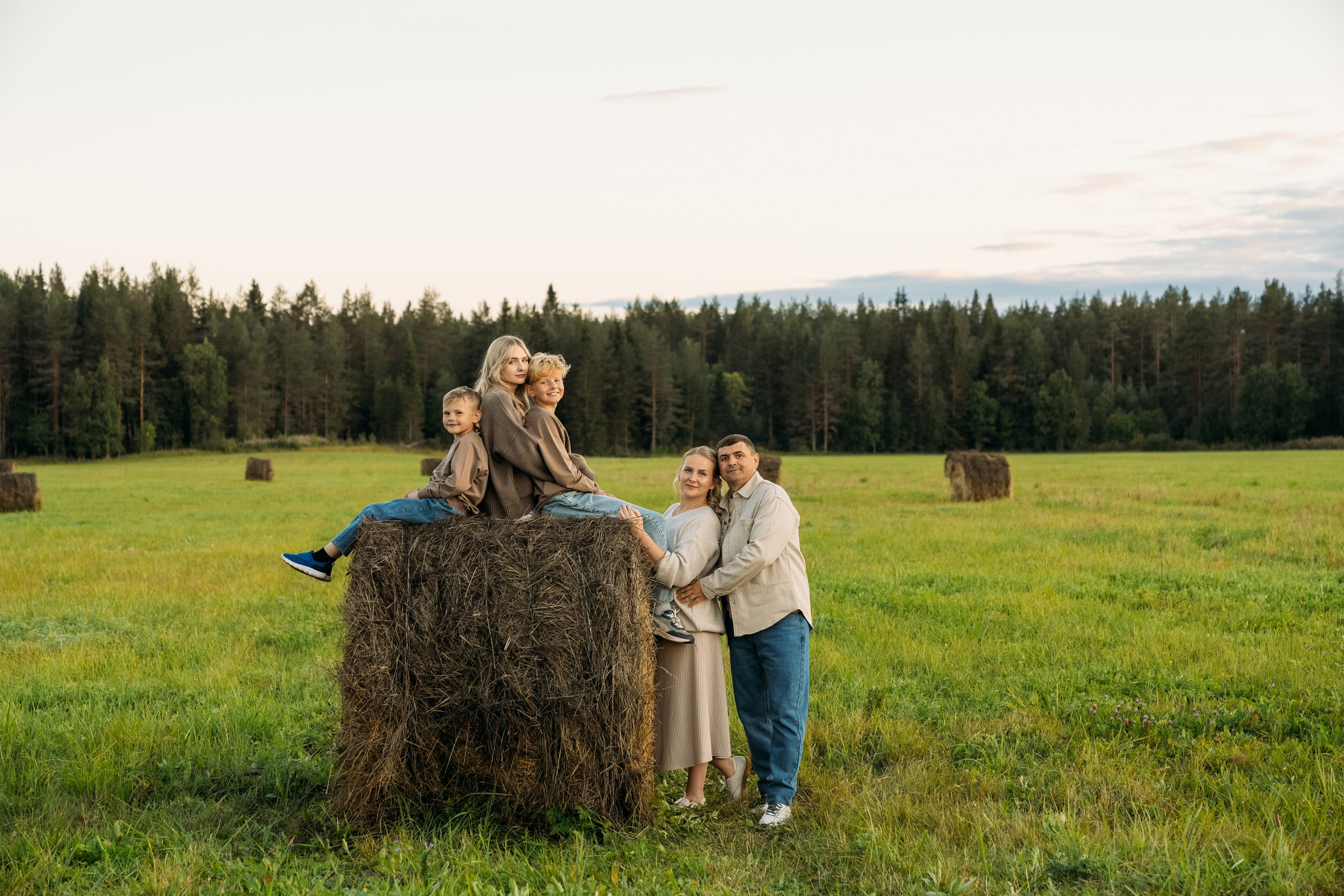 Павел, Юлия, Ярослав, Александра и Иван. Семейный и детский фотограф Плесецк, Мирный Марина Забабурина