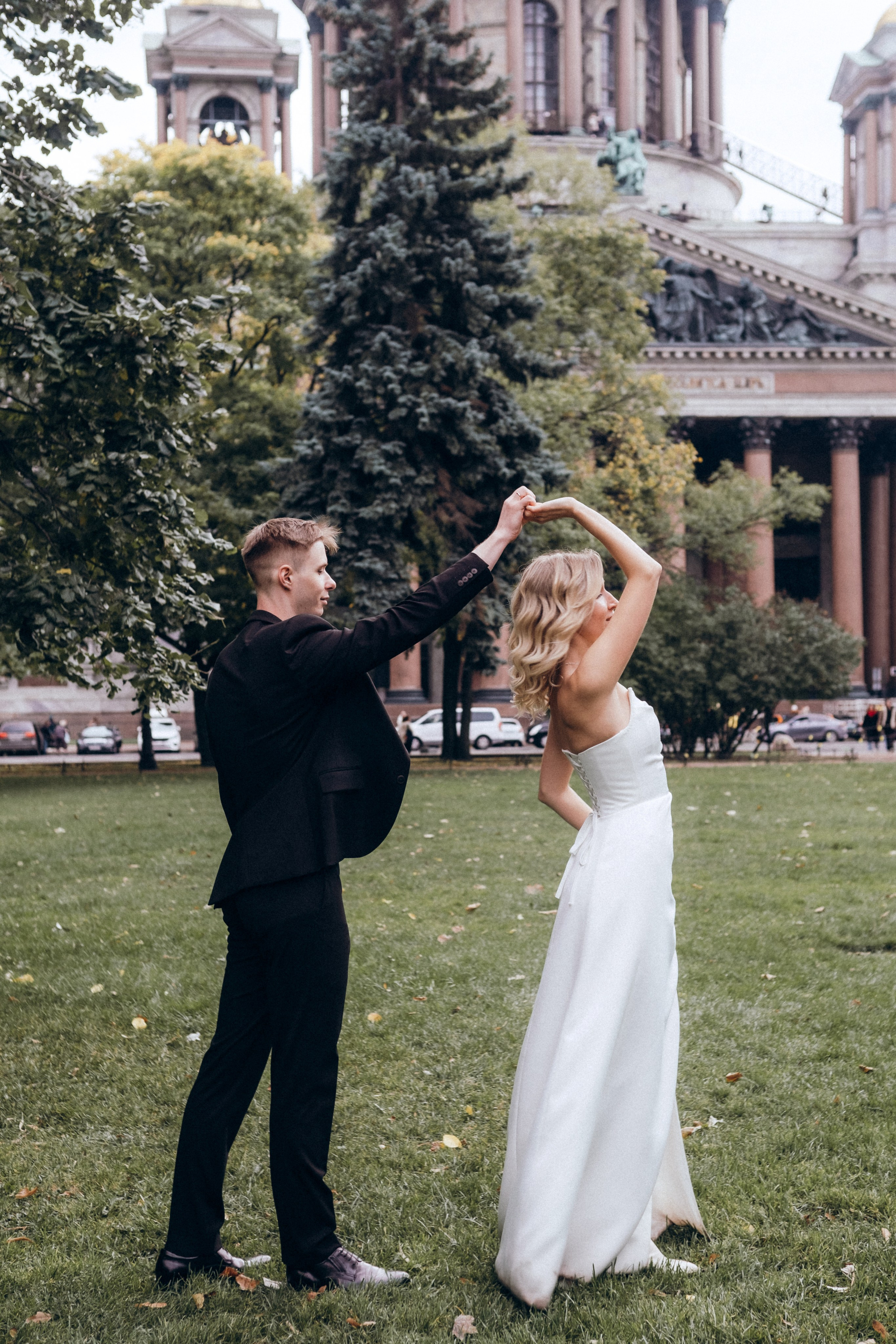 Дворец Бракосочетания № 1(дневная) +прогулка. Фотограф в Санкт-Петербурге Кристина Брянская