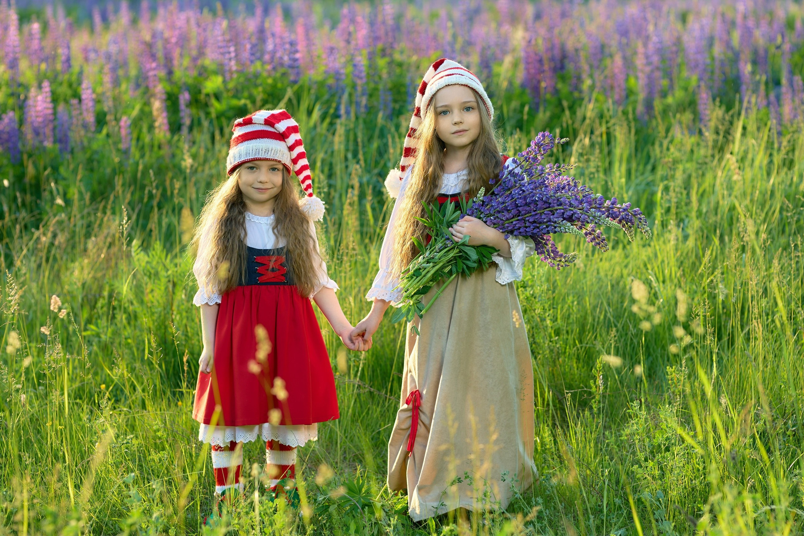 Семейная костюмированная фотосессия в люпинах. Владимир Суздалов (ProMaXe) — Портретный фотограф, тематические фотосессии в Чебоксарах