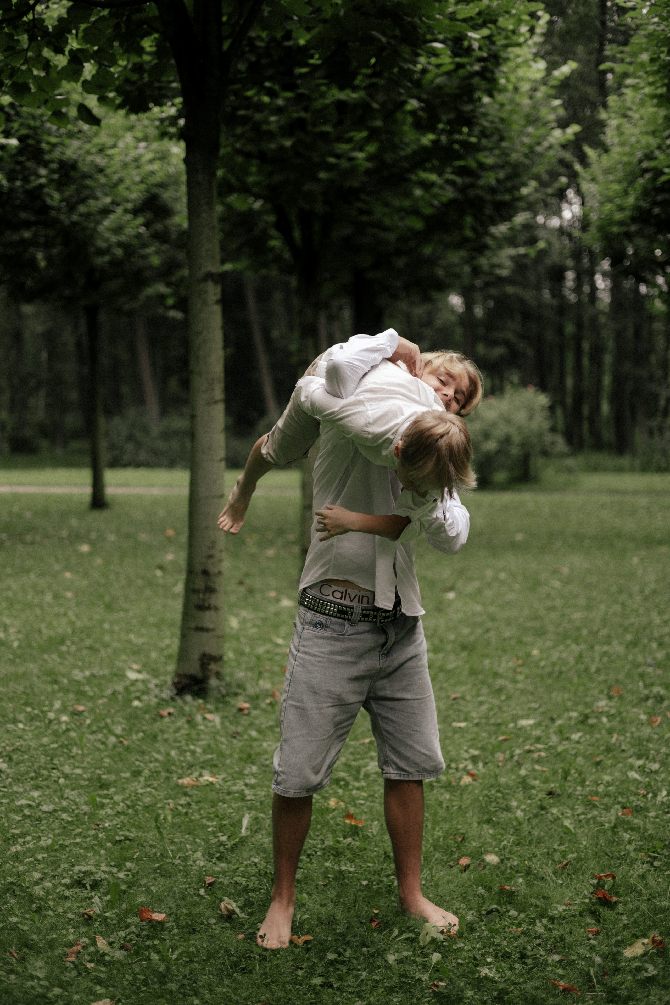 Семейная фотосессия в Оставьевском парке. Свадебный и портретный фотограф в Москве Анастасия Масюк