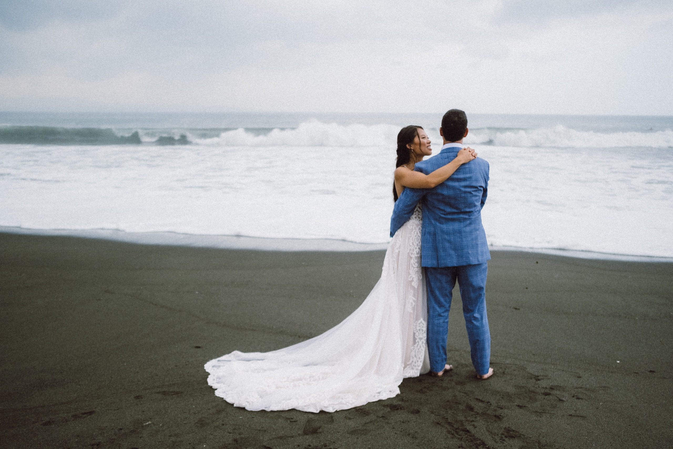 Briana and Tom. Фотограф Бали