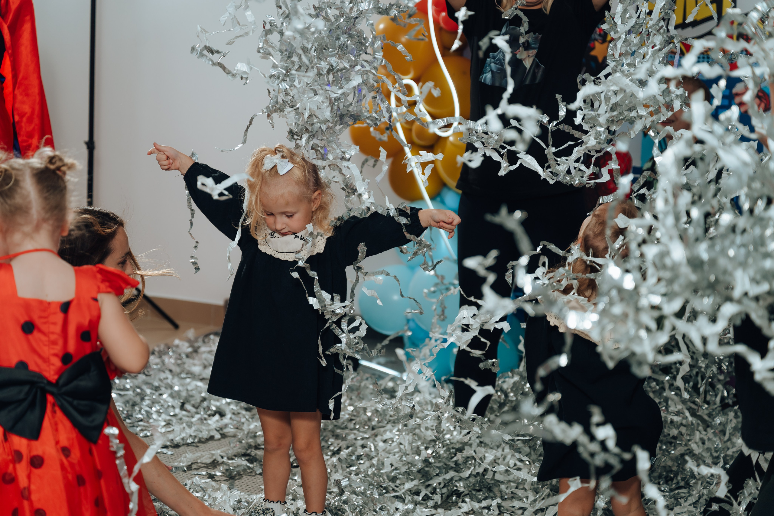 Праздник Льва в Мультифокс. Детский и семейный фотограф Катерина Мишина