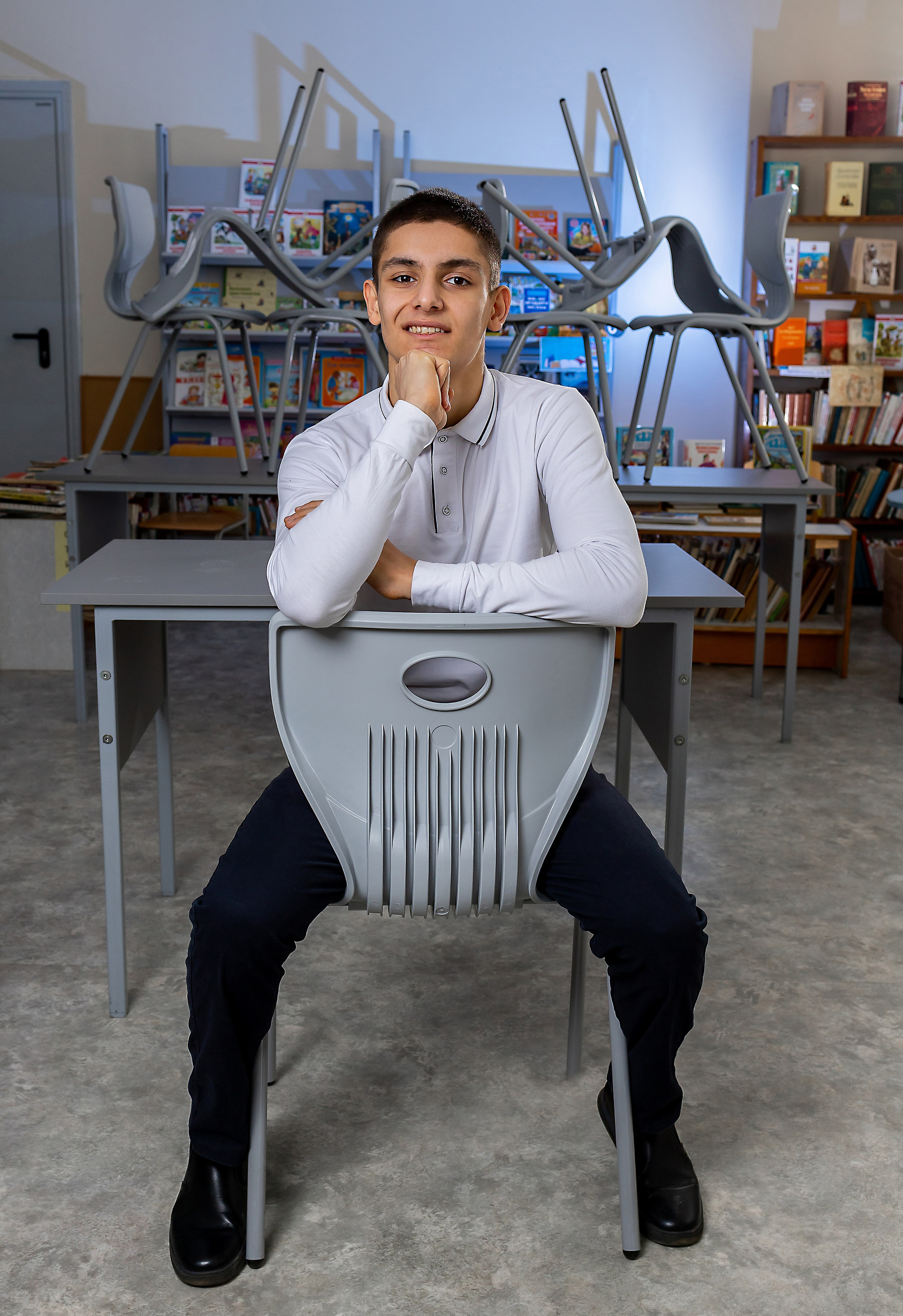 Выпускники 9 класса. LiveBook39 — студия выпускных альбомов Светланы Микишаниной в Калининграде