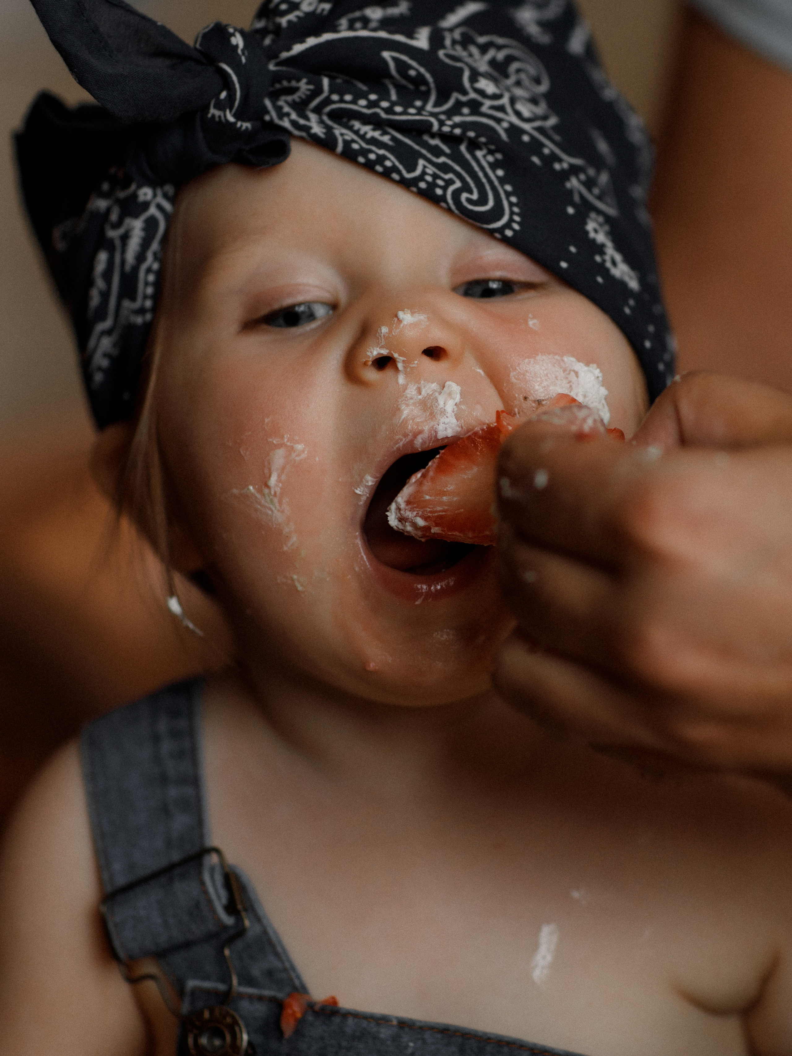 СЕМЕЙНАЯ СЪЕМКА. SMASH CAKE GIRL. Семейный и Lifestyle фотограф в Москве Маргарита Ермолова