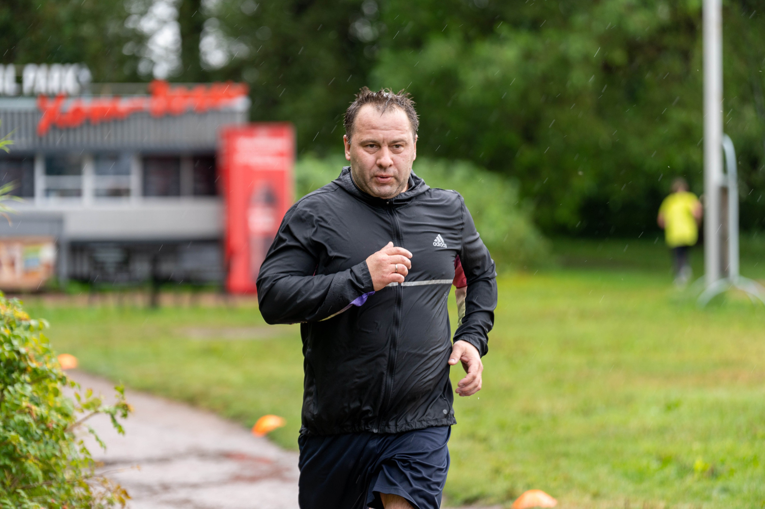 Спортивный фотограф Санкт-Петербург запечатлел бегуна на пробежке «5 вёрст»