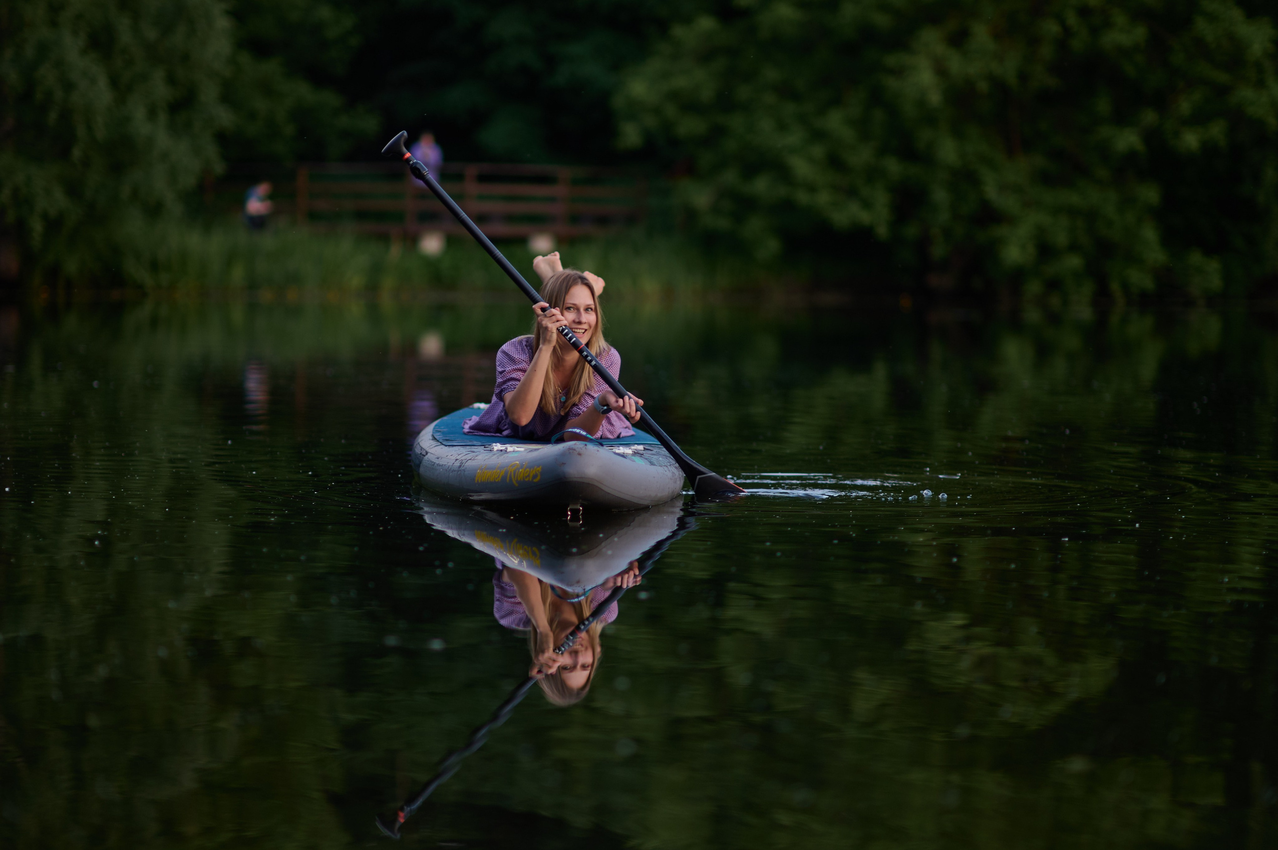 Катя. Фотосъемки на сапах, Москва. Сплавы на сапах
