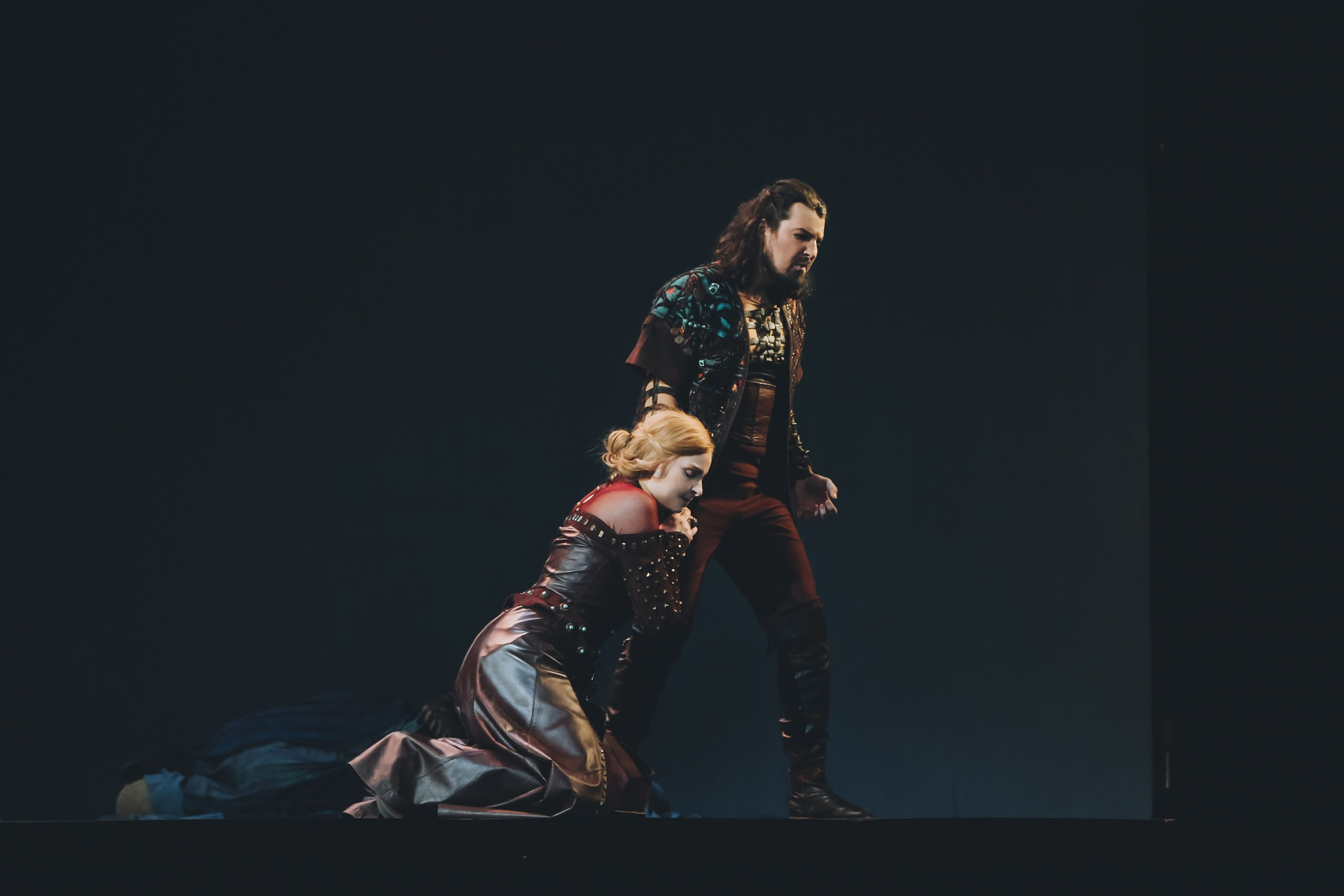 «Трубадур» Верди в Новой опере. Дарья Письменюк / Darya Leitstern — фотограф, музыкант, журналист, путешественник