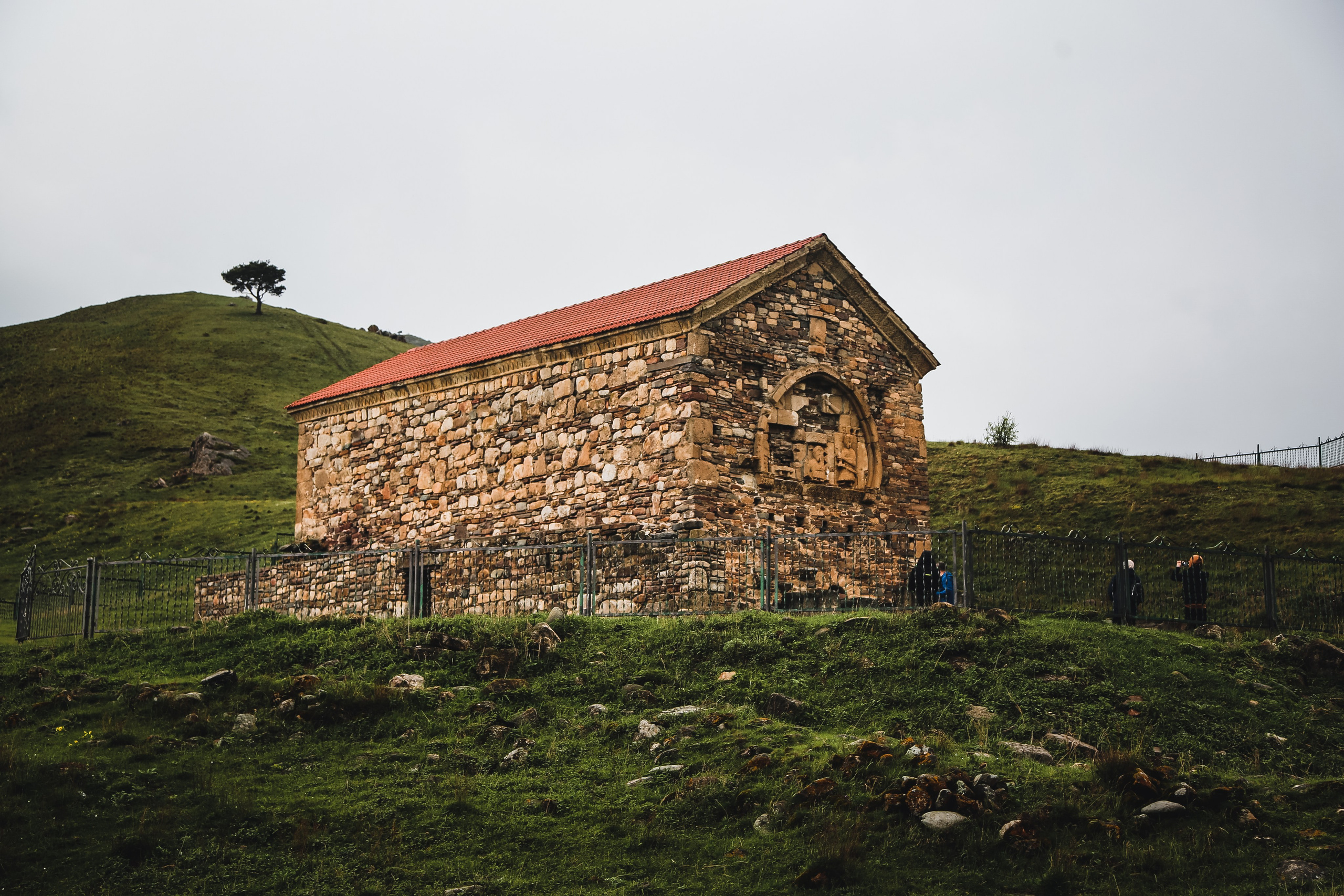 Кавказ: Древнейшие храмы России. Дарья Письменюк / Darya Leitstern — фотограф, музыкант, журналист, путешественник