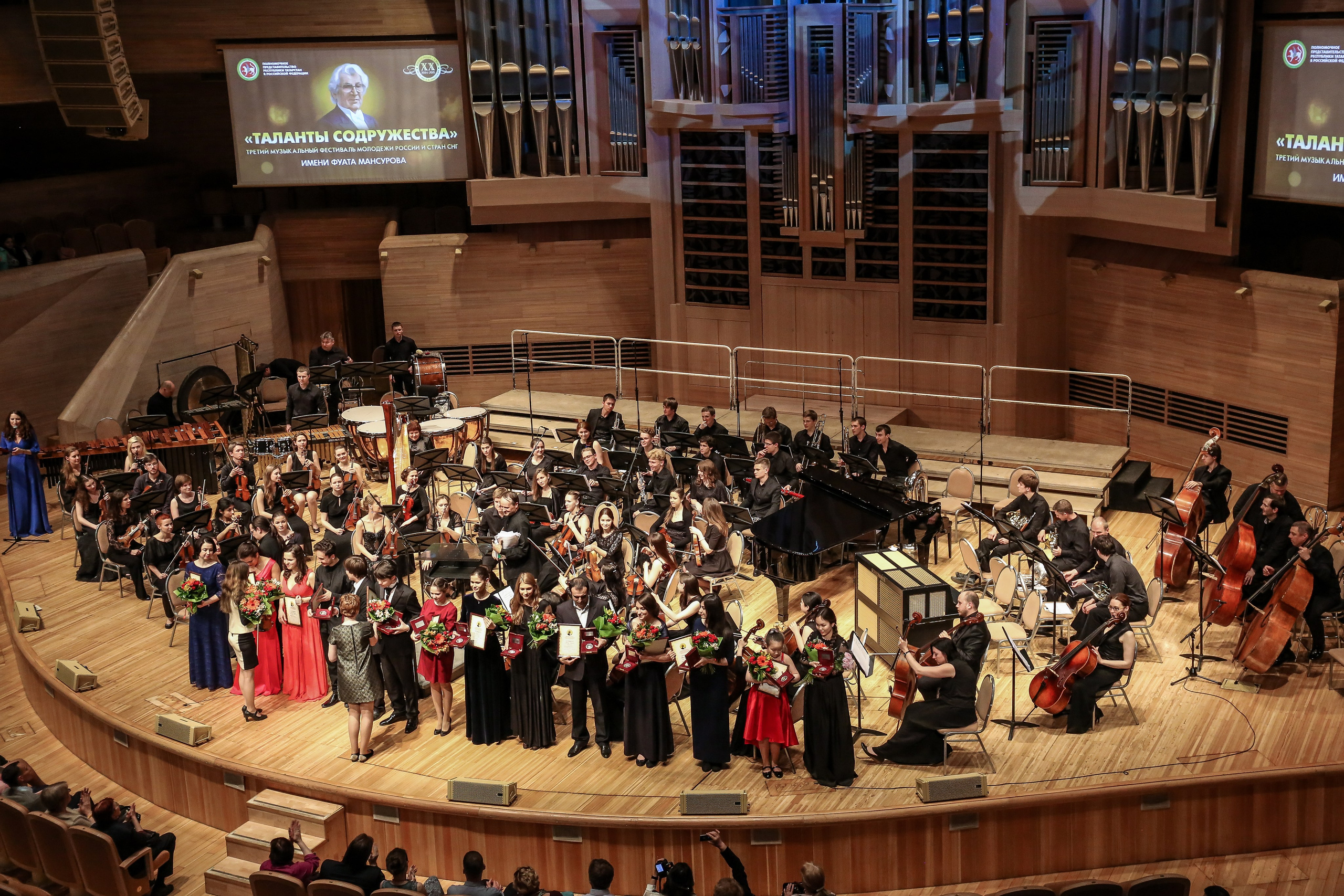 Музыкальные таланты Содружества. Дарья Письменюк / Darya Leitstern — фотограф, музыкант, журналист, путешественник