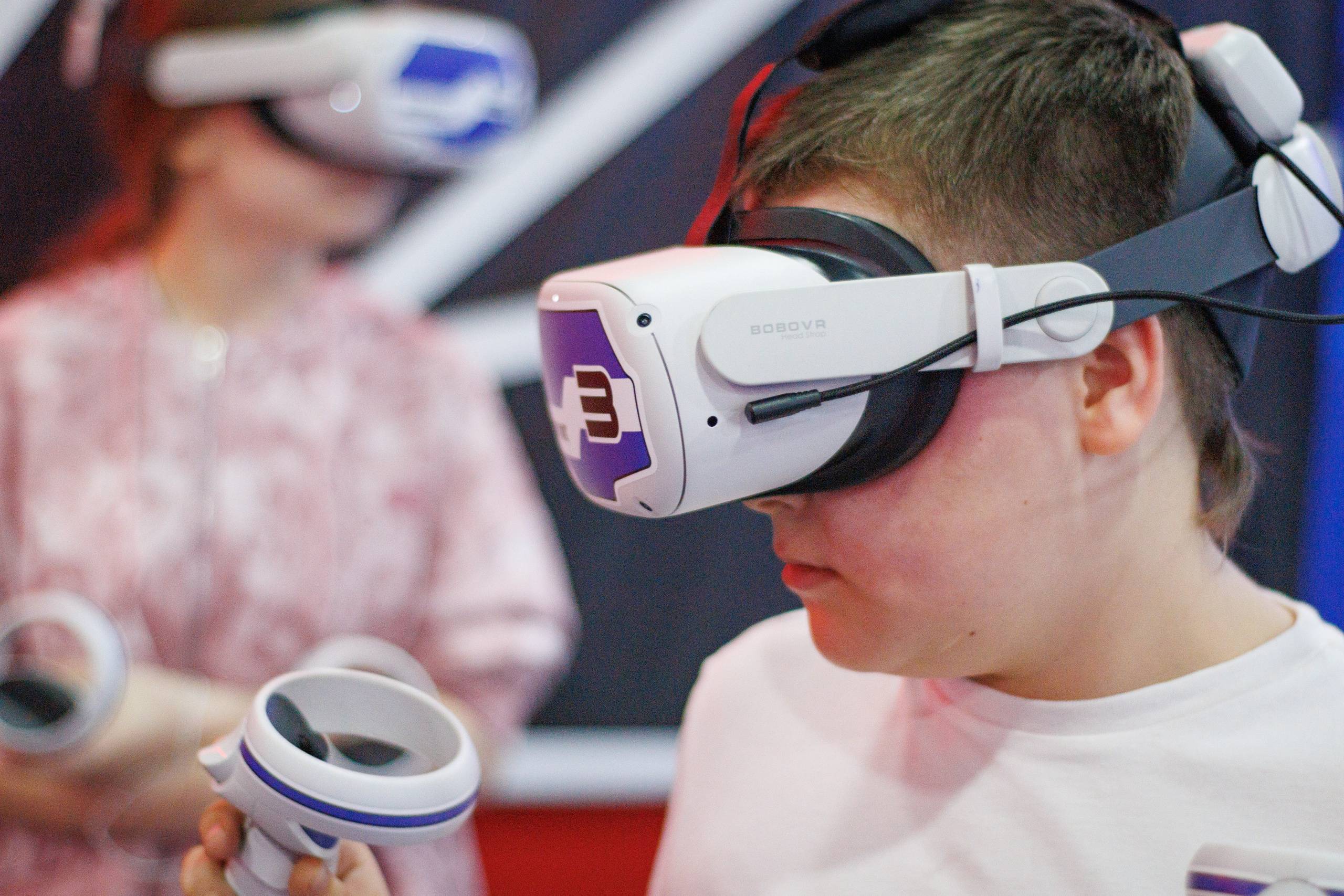 День рождения в VR клубе Warpoint. Фотограф в Южно-Сахалинске Гусаков Евгений