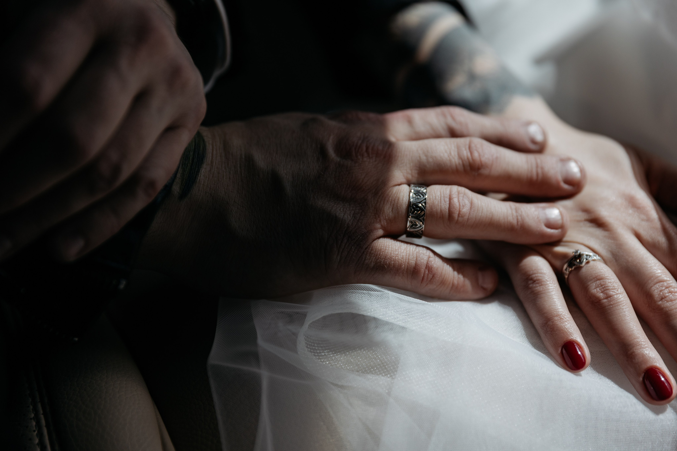 Ты молчишь, а я улыбаюсь, Мария. Свадебный и репортажный фотограф в Санкт-Петербурге