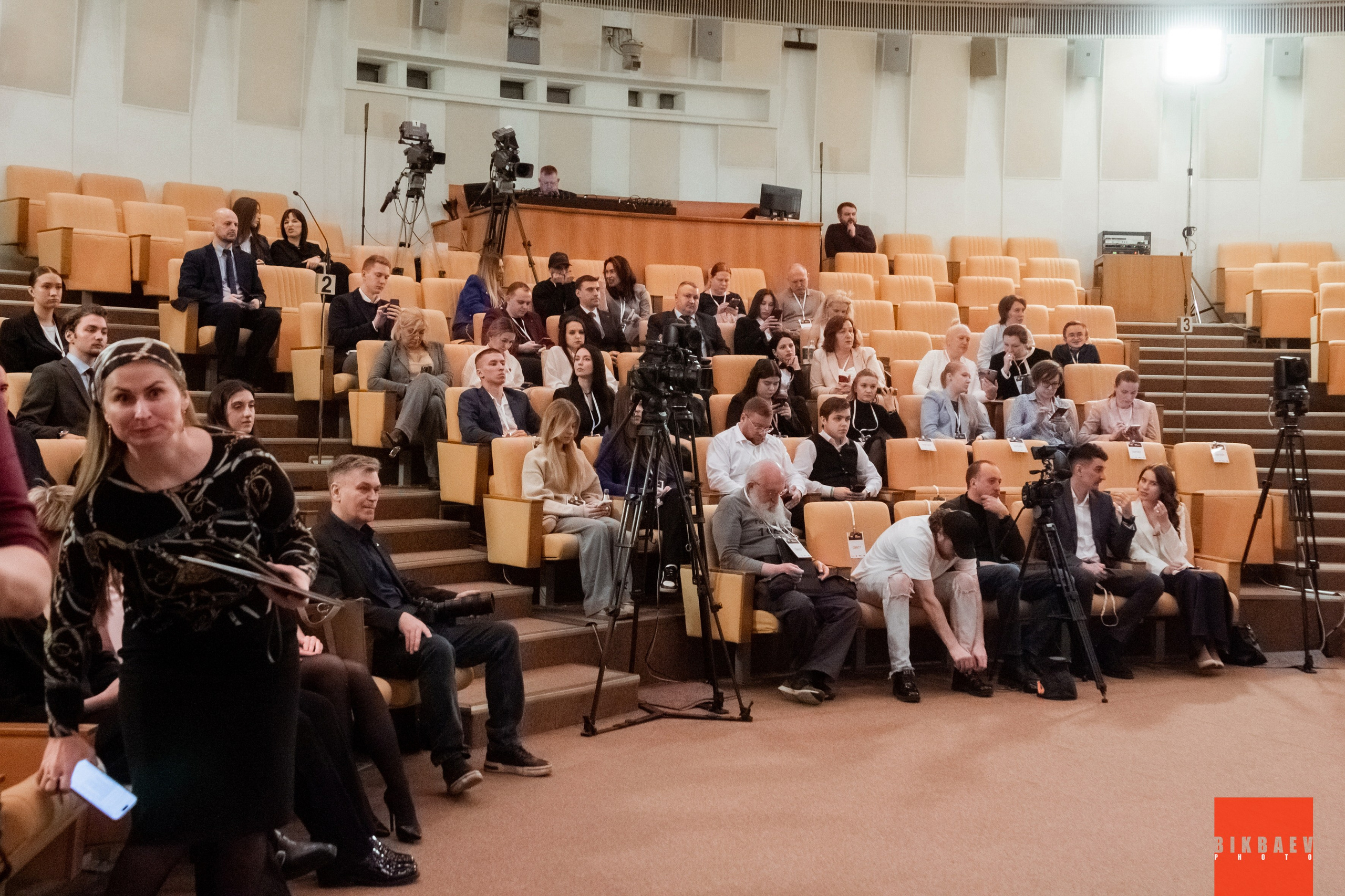 Всероссийский антибуллинговый форум «НАДО ПОГОВОРИТЬ». Главная