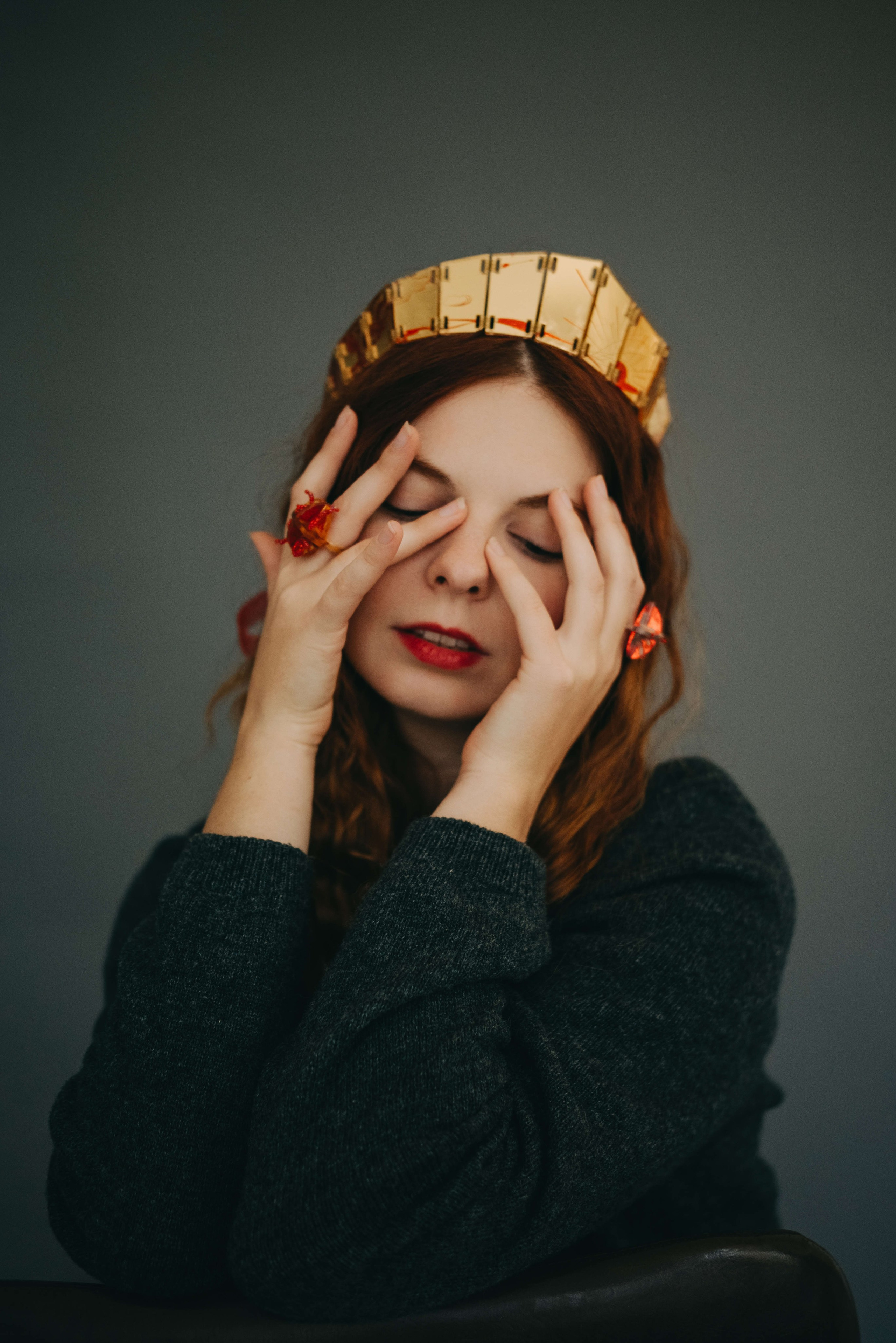 Съемка для бренда украшений в славянском стиле. Портретный и свадебный фотограф в Тбилиси • xeniqo