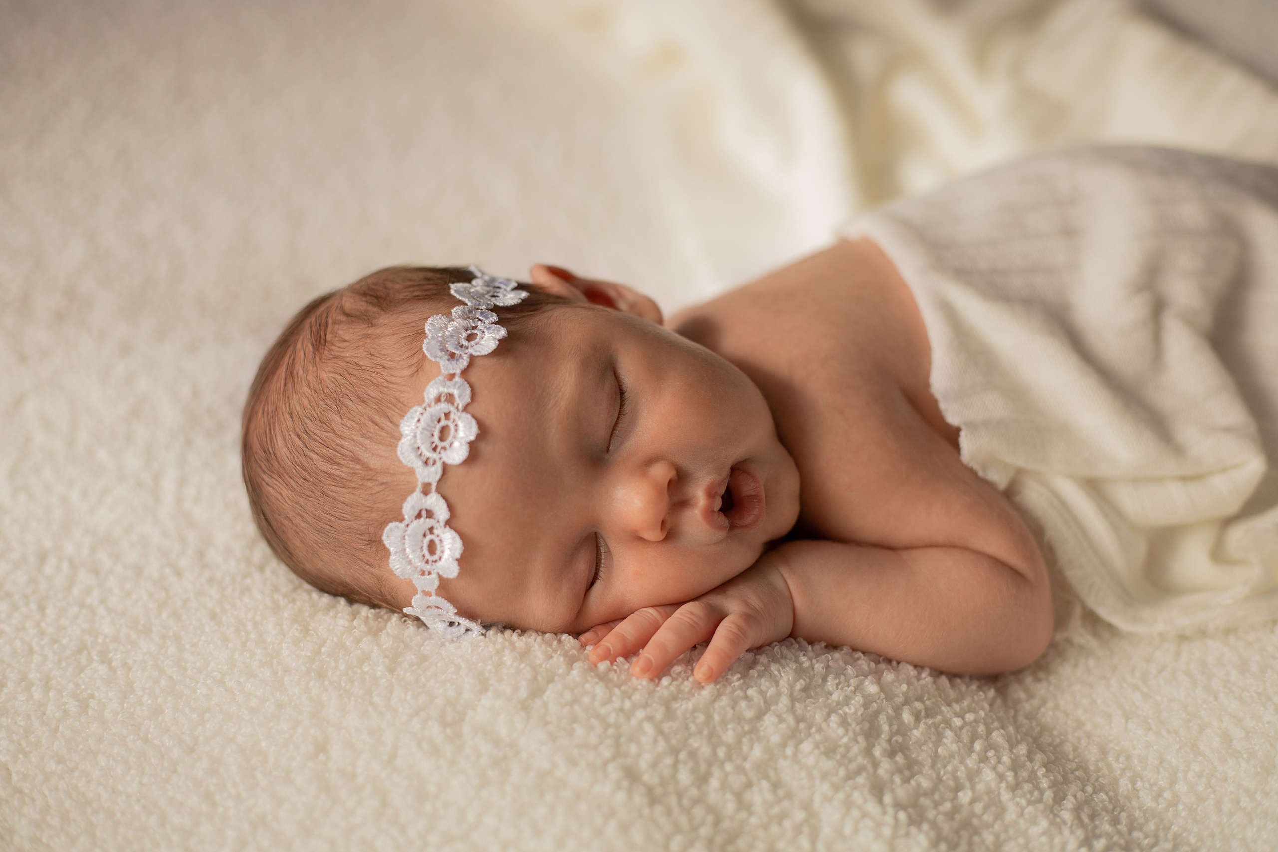 Новорожденные. Фотограф новорожденных в Екатеринбурге