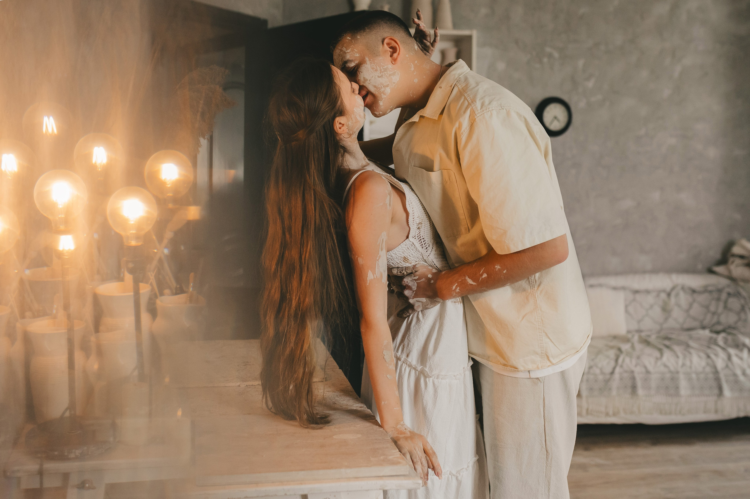 Дима и Даша в гончарной мастерской. Семейный lifestyle фотограф в Санкт-Петербурге Людмила Пахомова