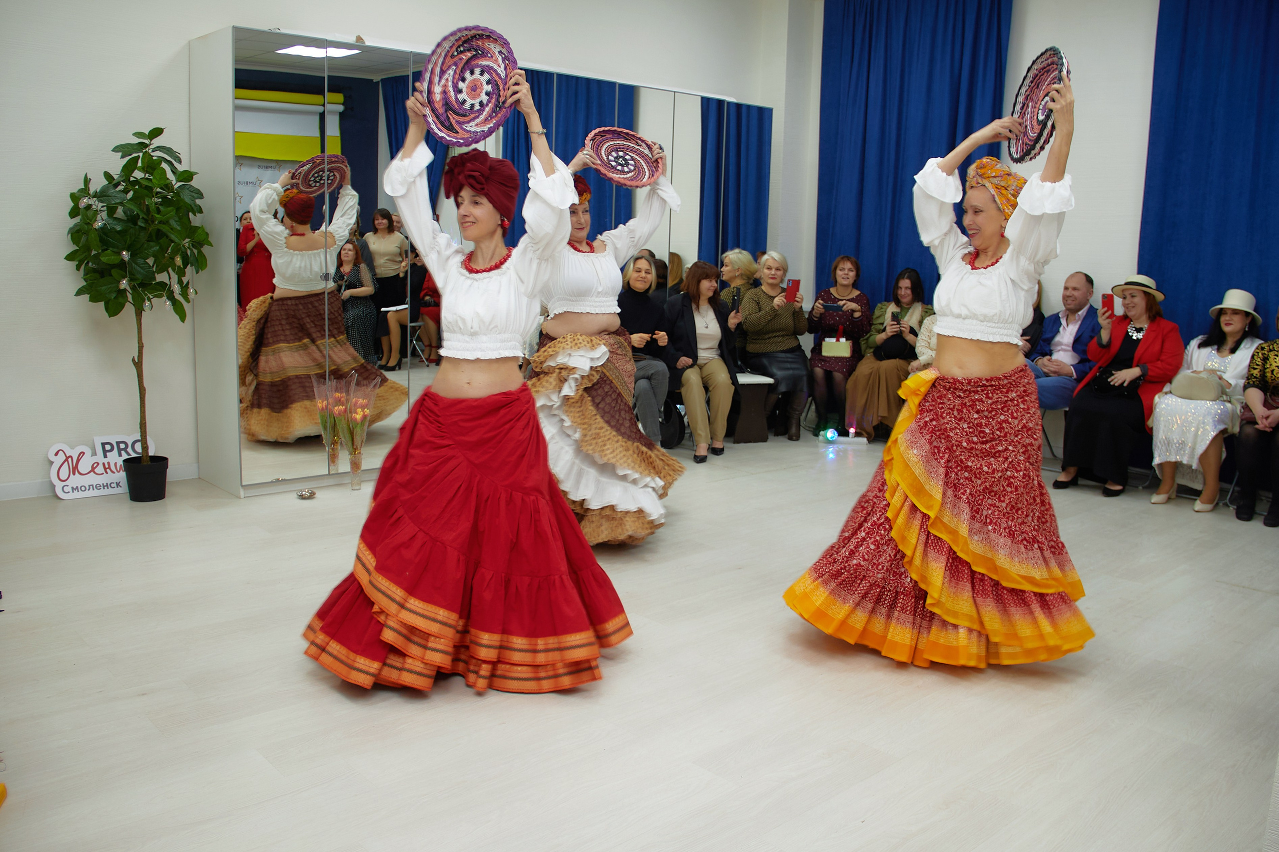 Творческий вечер «Дама в шляпе». Фотограф в Смоленске Ася Польшина