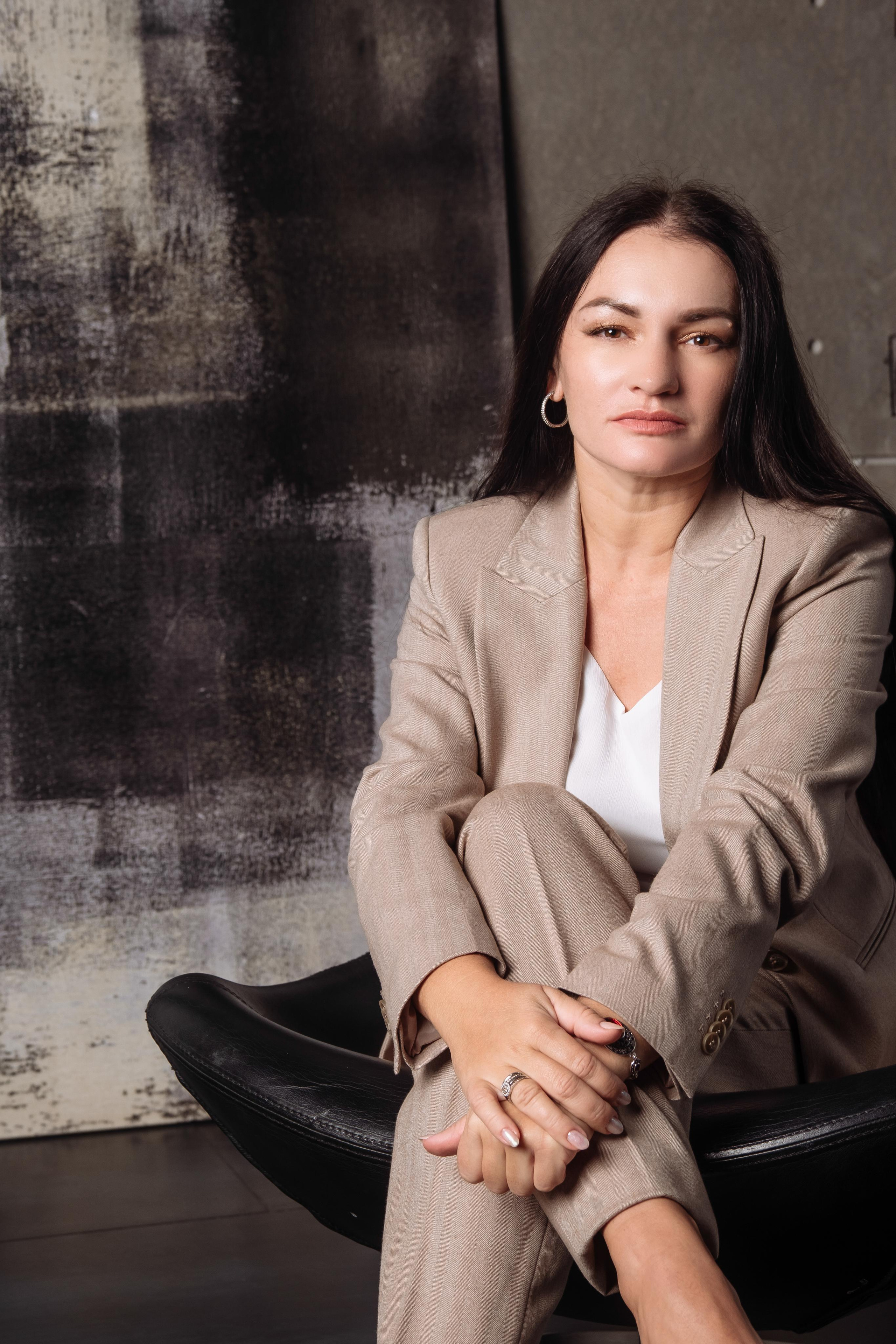 Бизнес-портреты. Фотограф в Москве и Перми, Алина Гимадиева