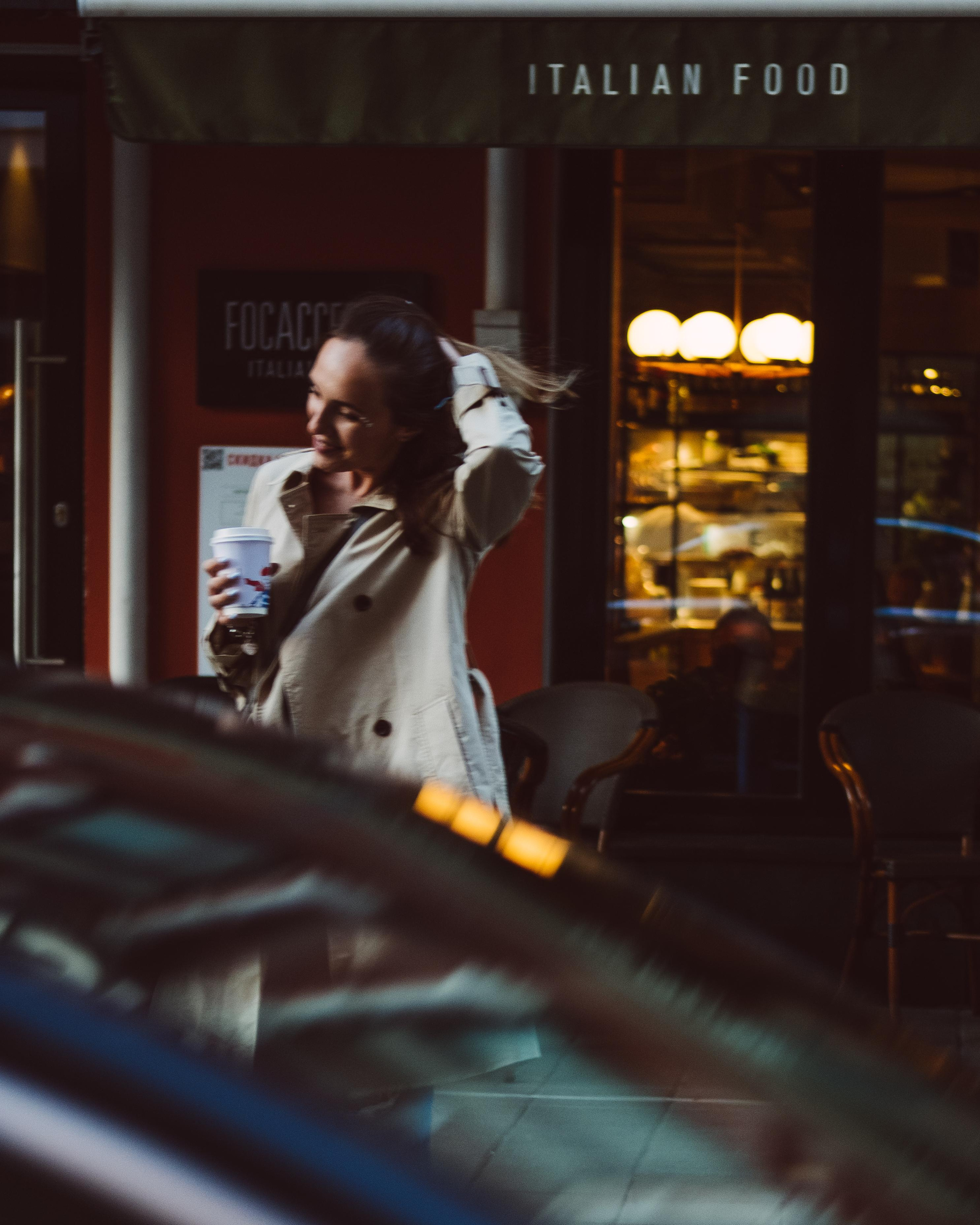 Женская фотосессия на улицах Москвы