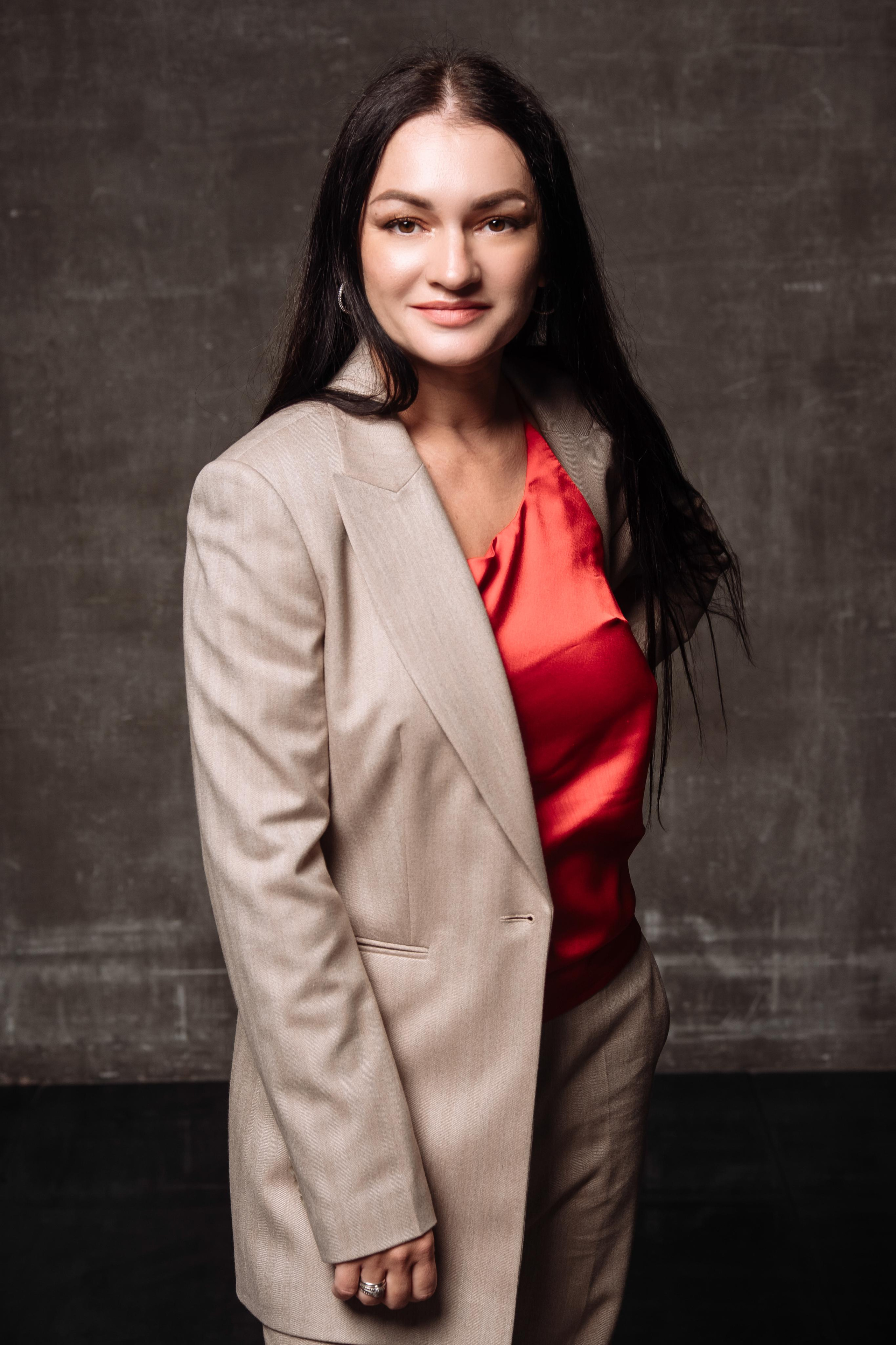 Бизнес-портреты. Фотограф в Москве и Перми, Алина Гимадиева