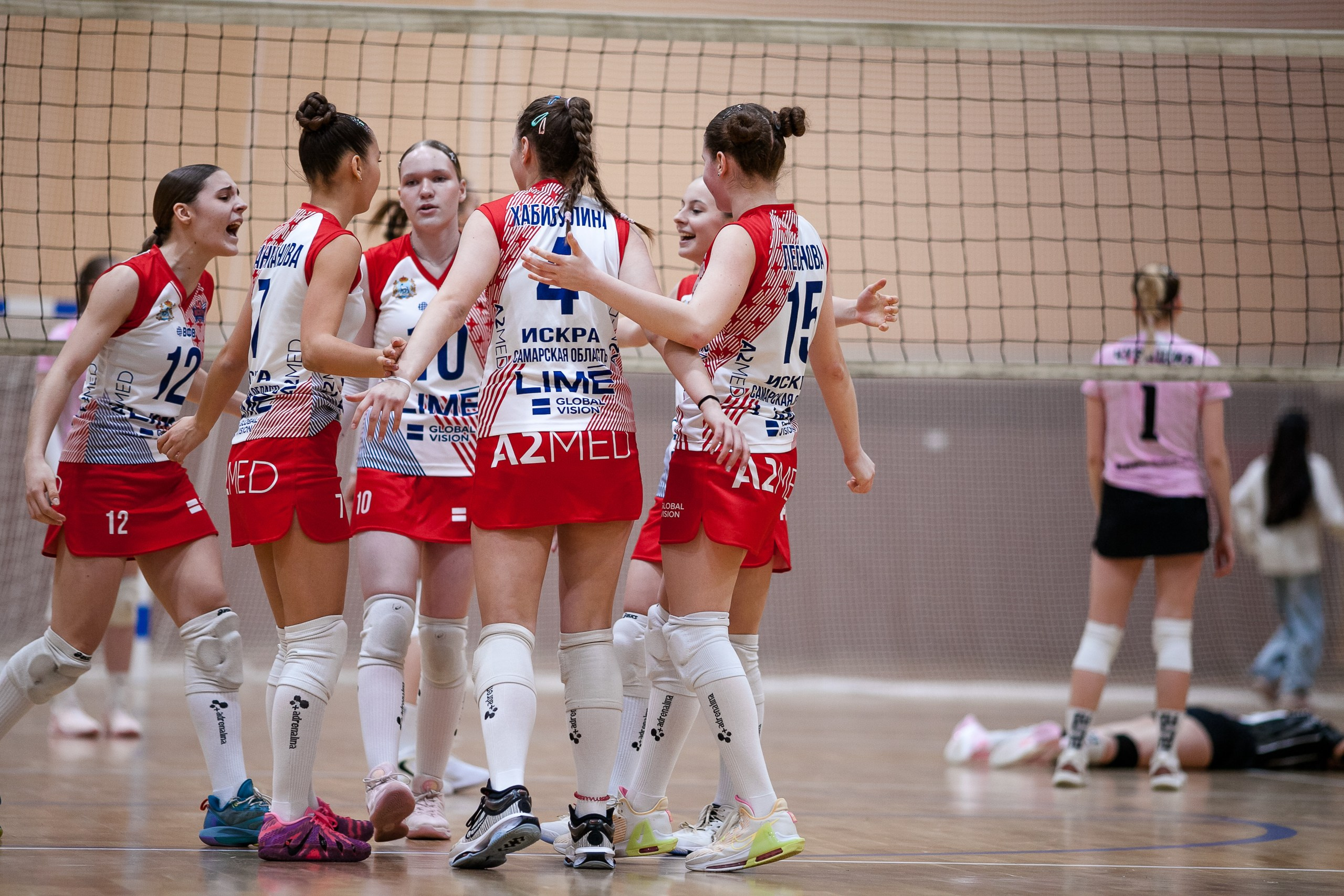 СШ11 — Искра / 1 игра. Фотография