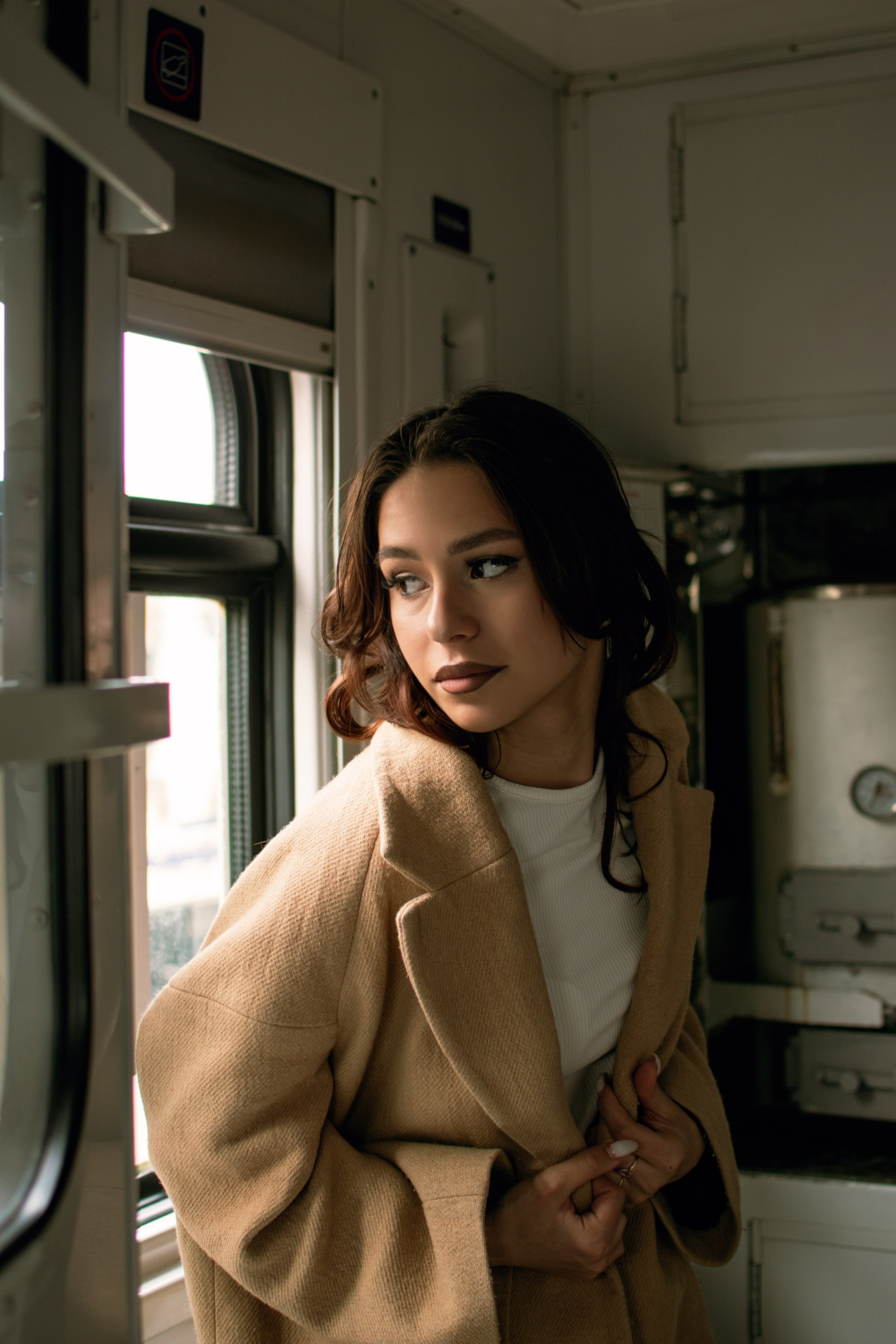 Что может быть романтичнее поезда?. Мариуполь фото. Фотограф Мариуполь.Индивидуальные съёмки. Детские, семейные, коммерческие