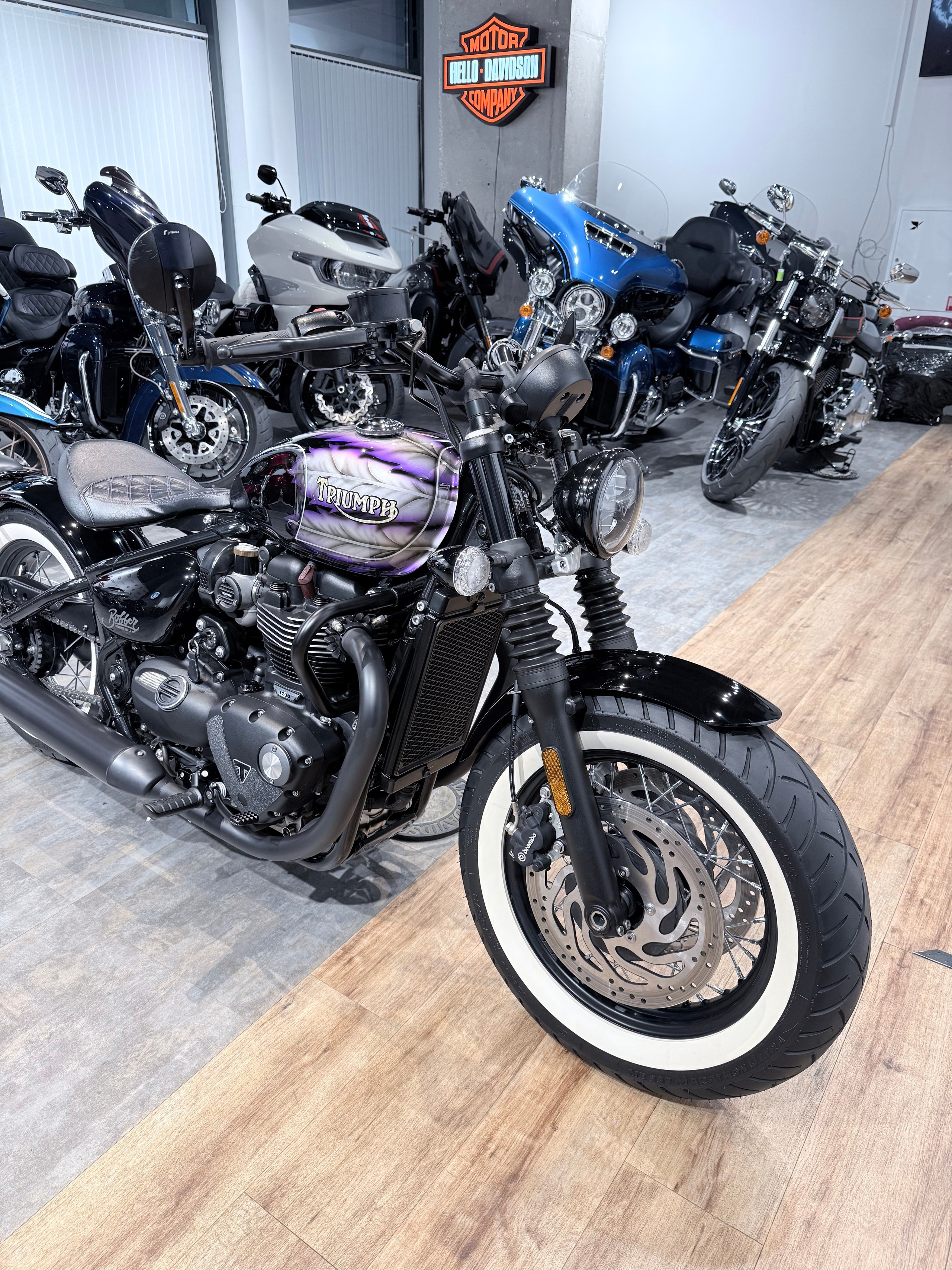 Triumph Bobber NEW. Hello Davidson, Москва. Только хорошие мотоциклы…