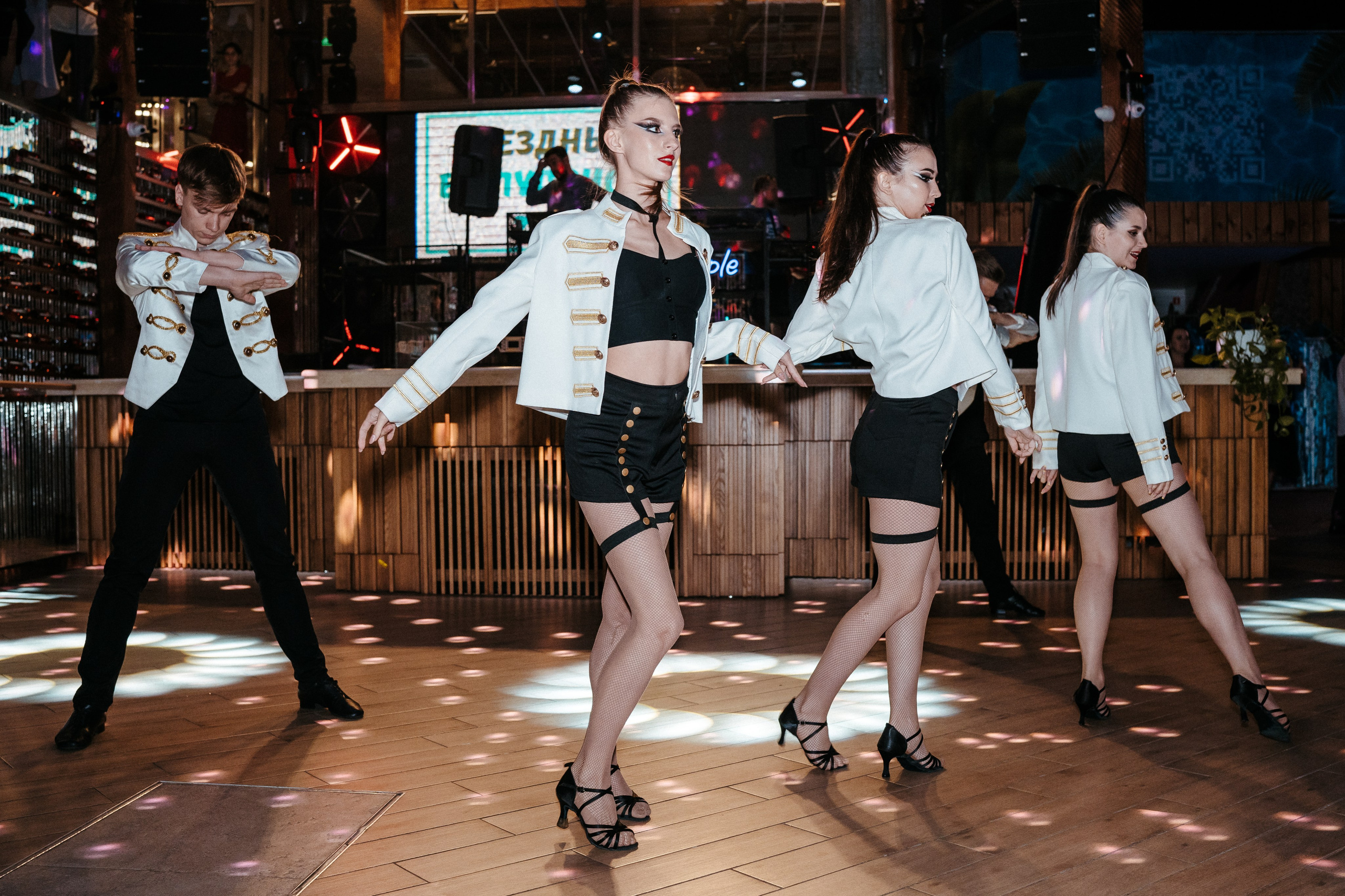 Выпускной «Ribiza». Свадебный фотограф в Симферополе