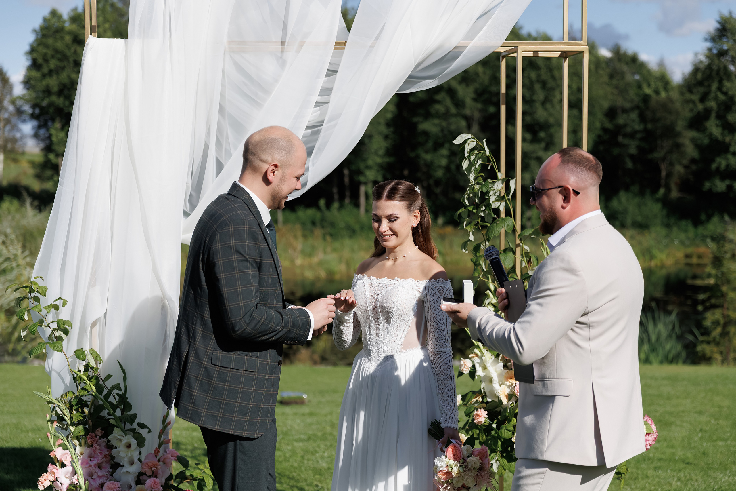 Ирина и Роман. Свадебный фотограф в Пскове и Санкт-Петербурге | Анна Голикова