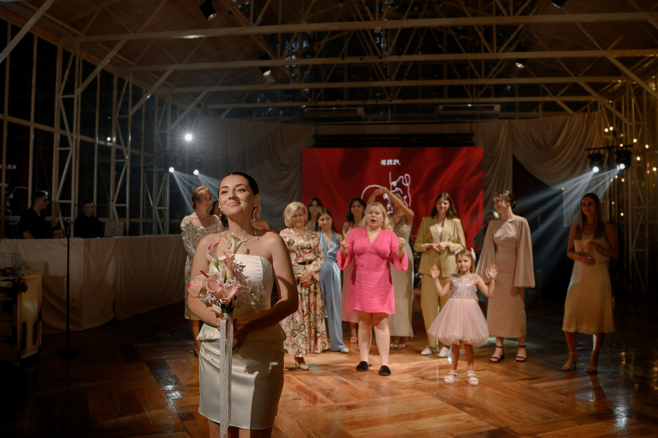 Сквозь расстояния 18.07.2024. Свадебный и семейный фотограф в городе Смоленске