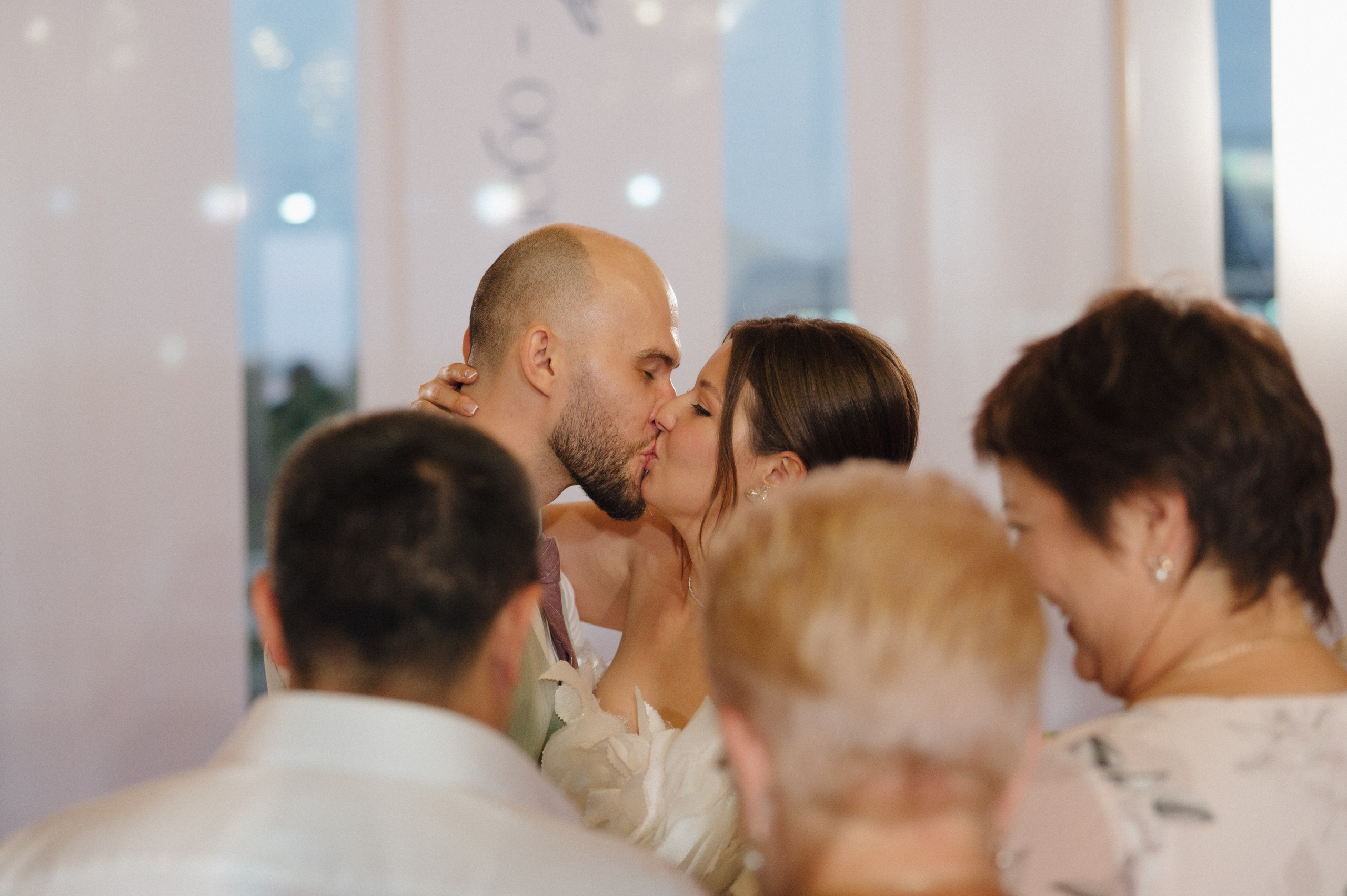 Елизавета и Роман. Репортажный и свадебный фотограф в Сургуте