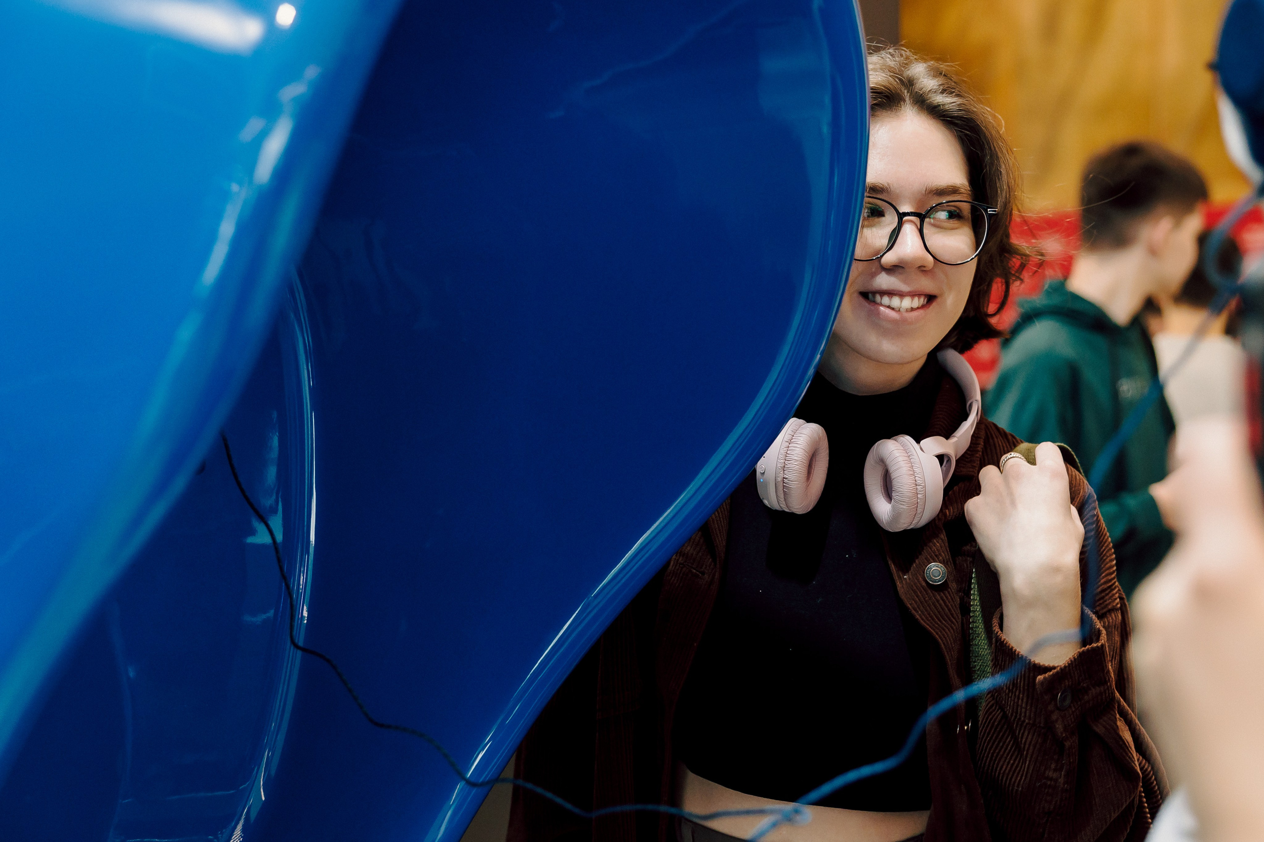 СКБ Контур — Форум будущего — Стенд. Лёшка Варзегов — фотограф