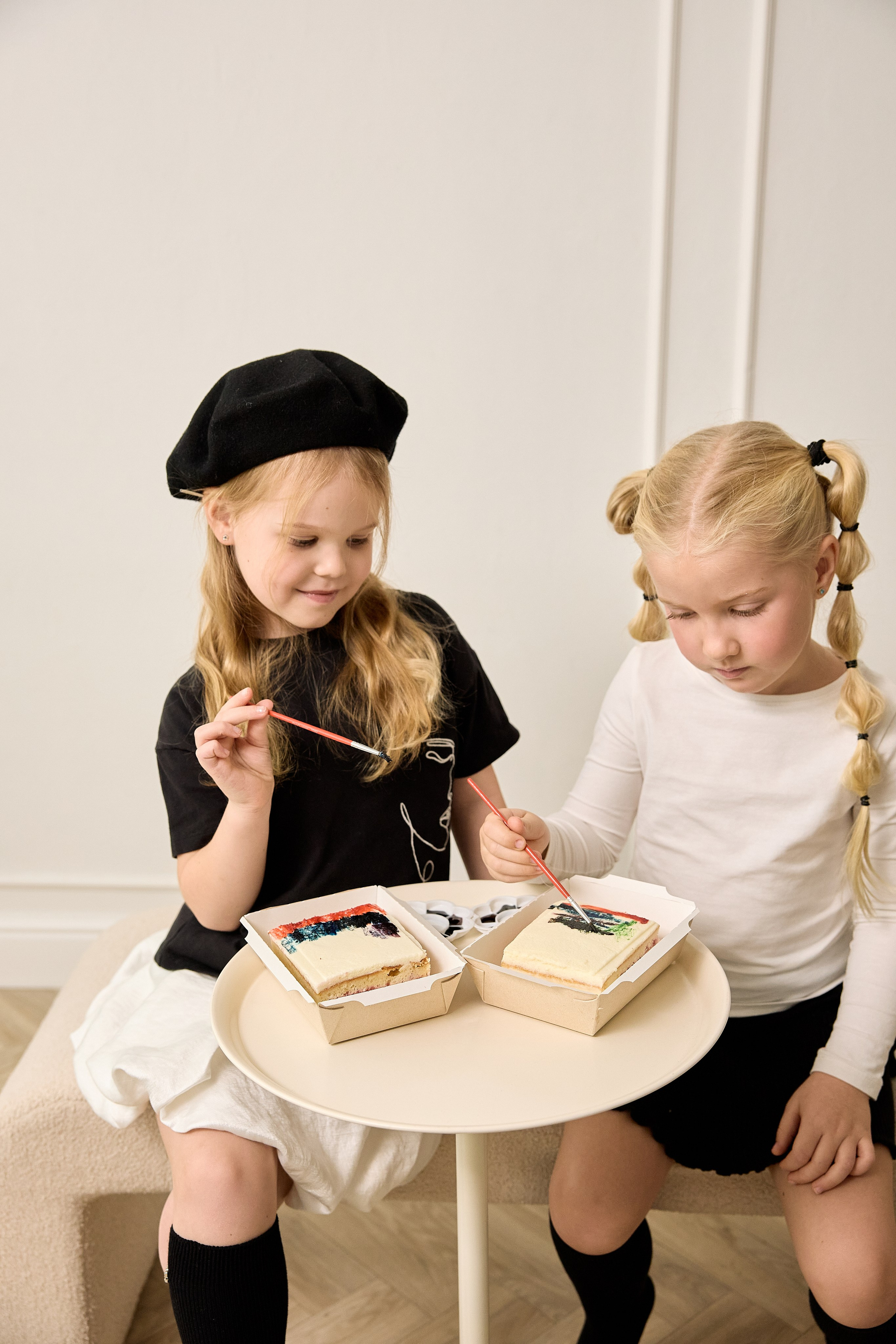 Мастер-классы по росписи тортов в Гринвиче. Предметный и репортажный фотограф Алексей Кротов