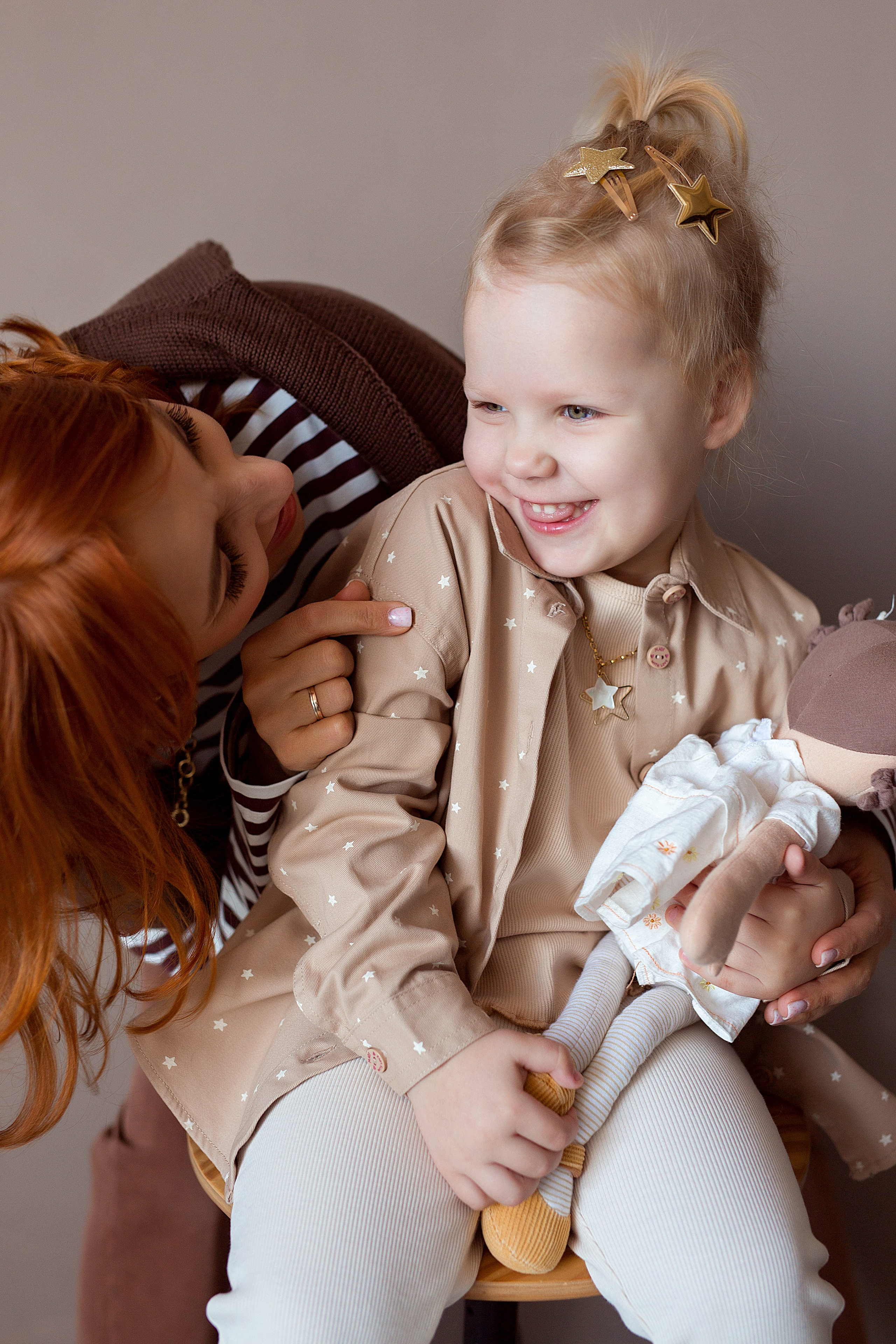 Денис, Валентина и Виктория. Людмила Далидович топовый семейный фотограф Находка/Владивосток