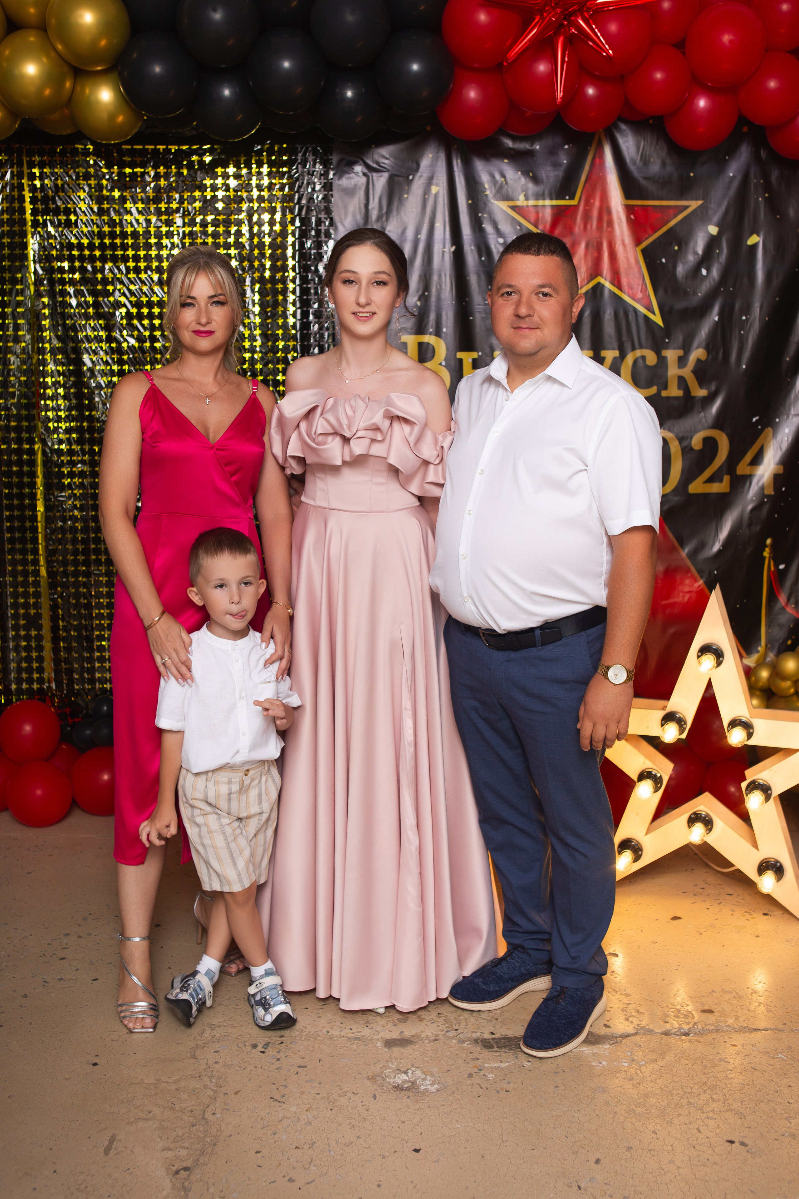 ФОТОСЕССИЯ С РОДИТЕЛЯМИ «ВЫПУСКНОЙ» 2024 г. 9 ШКОЛА г. МЦЕНСК. ТВОЙ АЛЬБОМ / ТВОИ ПРАВИЛА