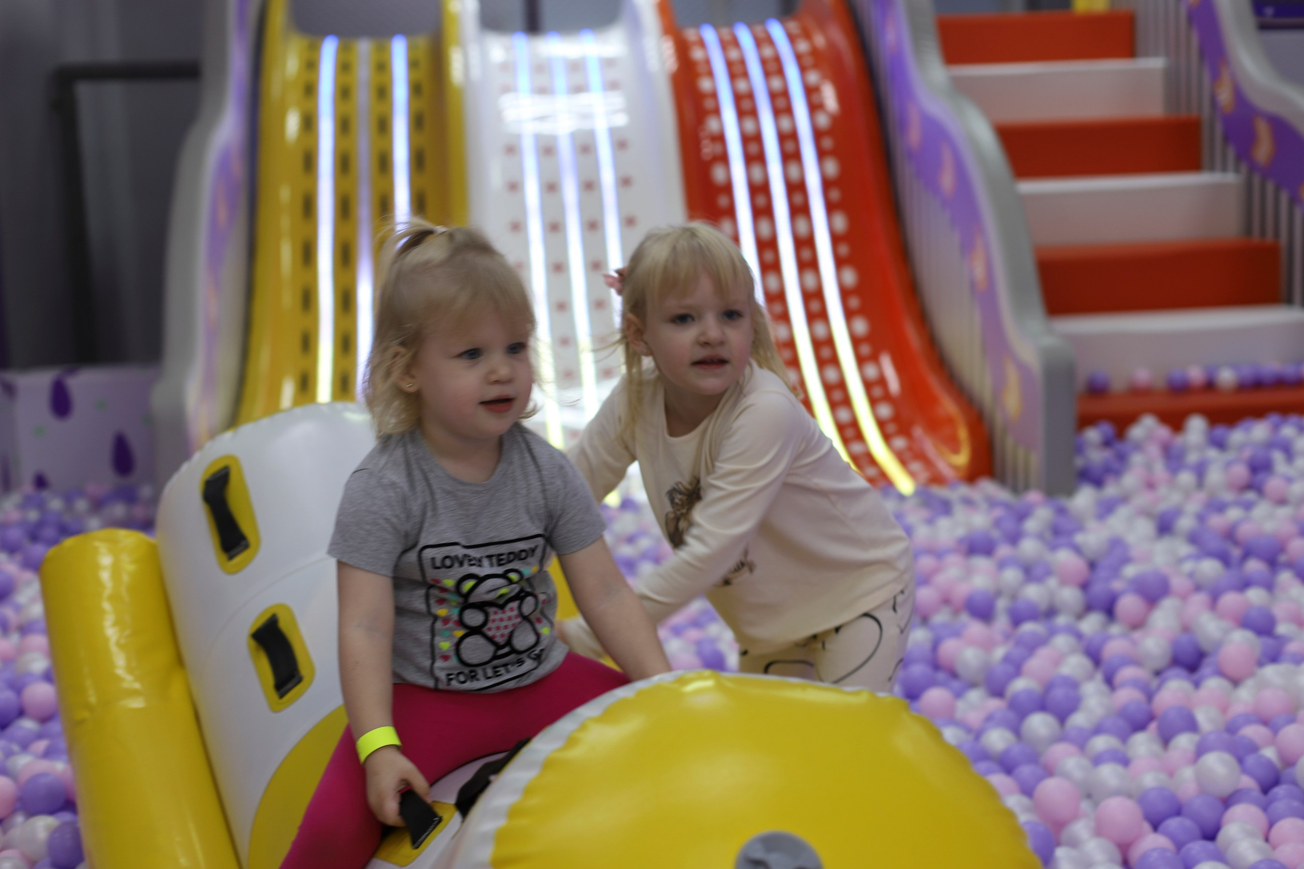 В детском центре. Фотограф в Самаре, Отрадном и Кинель-Черкассах Валентина Шевцова