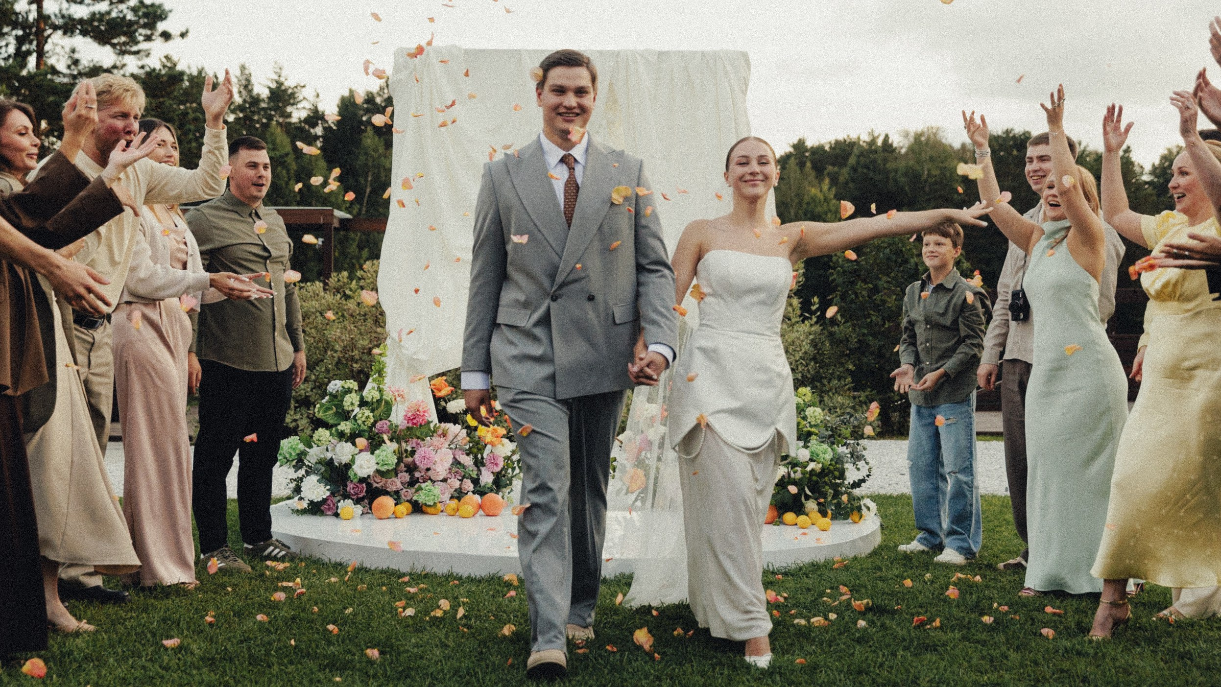 Emotions through film. Свадебный фотограф Екатеринбург Алексей Ладыгин