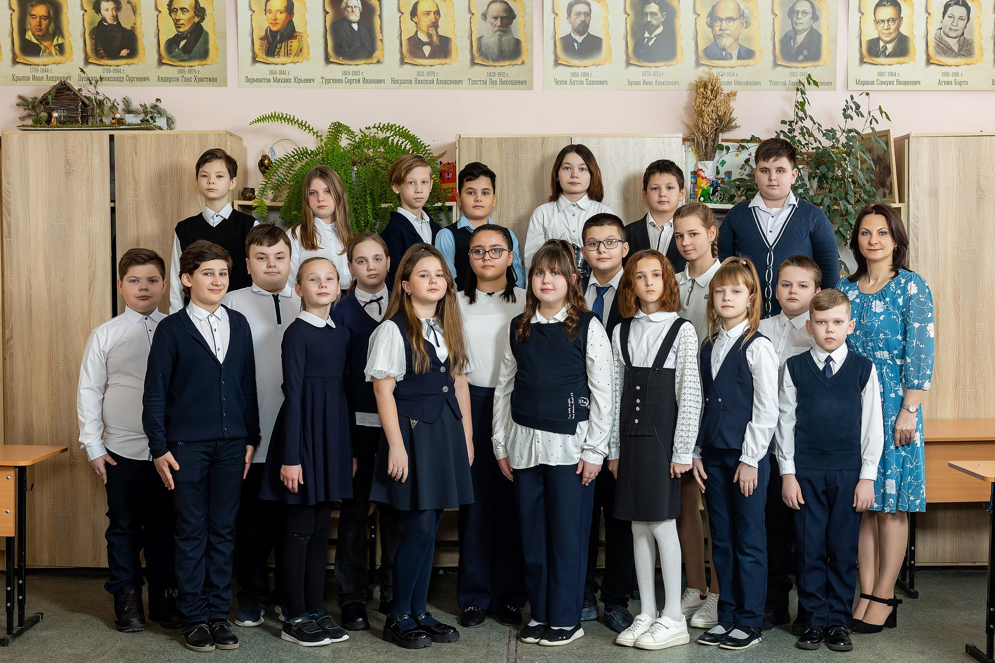 Начальные классы. L'STUDIO — Фотостудия, Багетная мастерская, Рекламное агентство