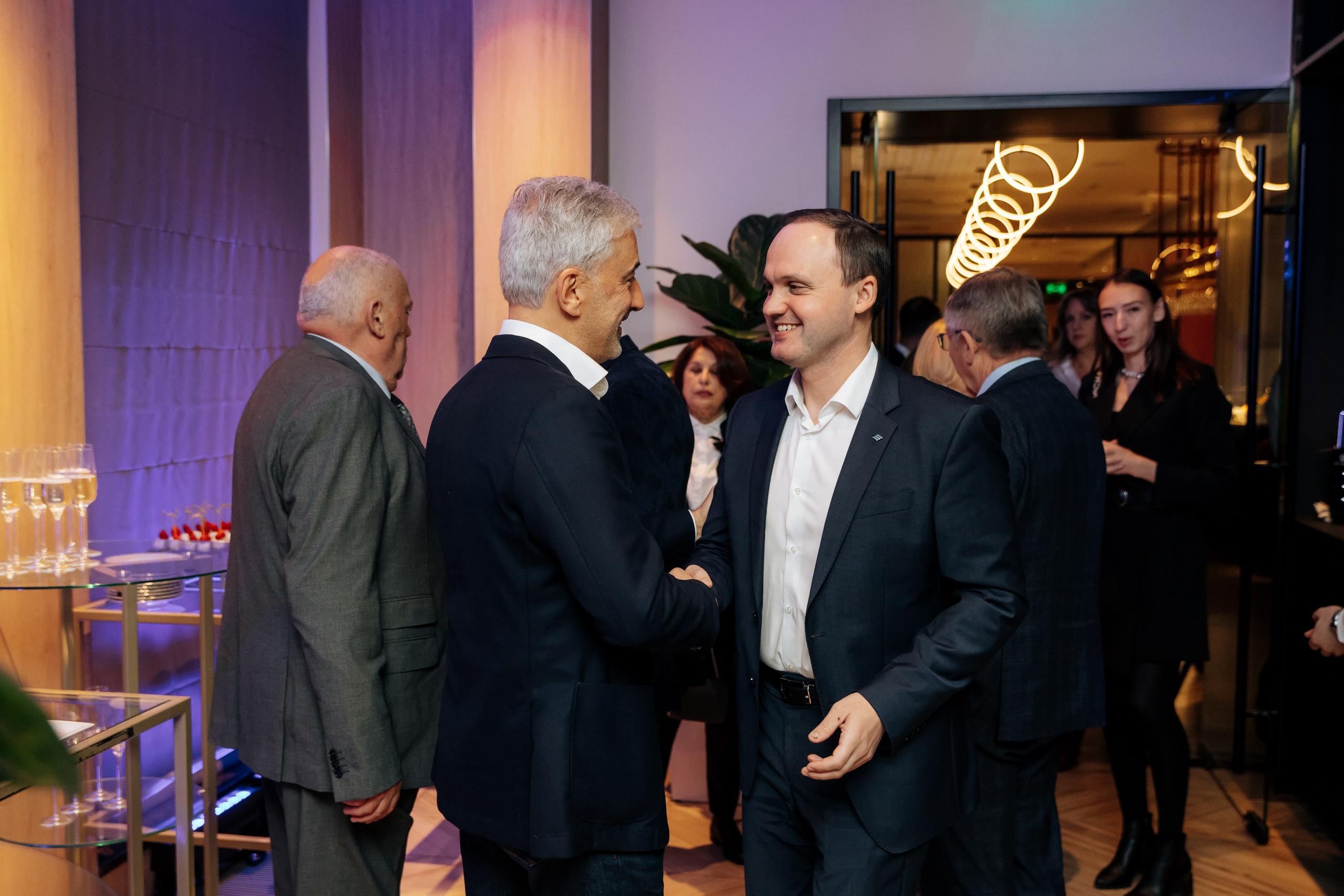 ВТБ | Корпоратив. Свадебный и репортажный фотограф в Омске. Червоткин Никита