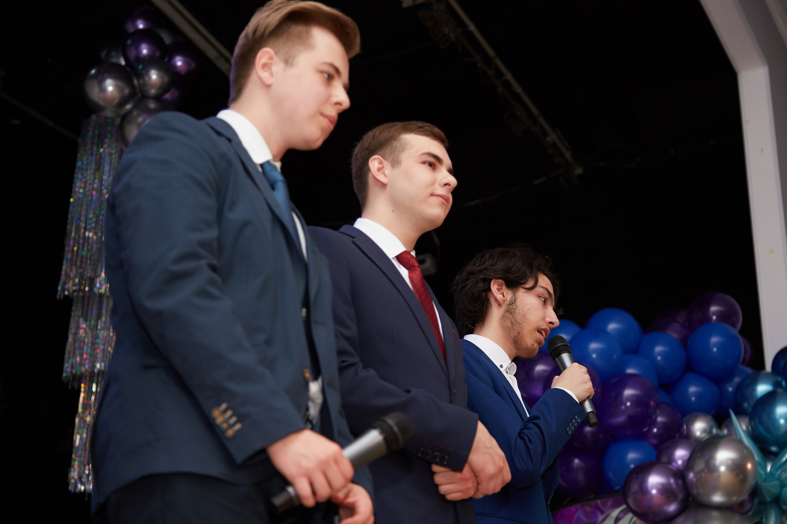 Последний звонок. Фотограф Савченко Люба. Москва