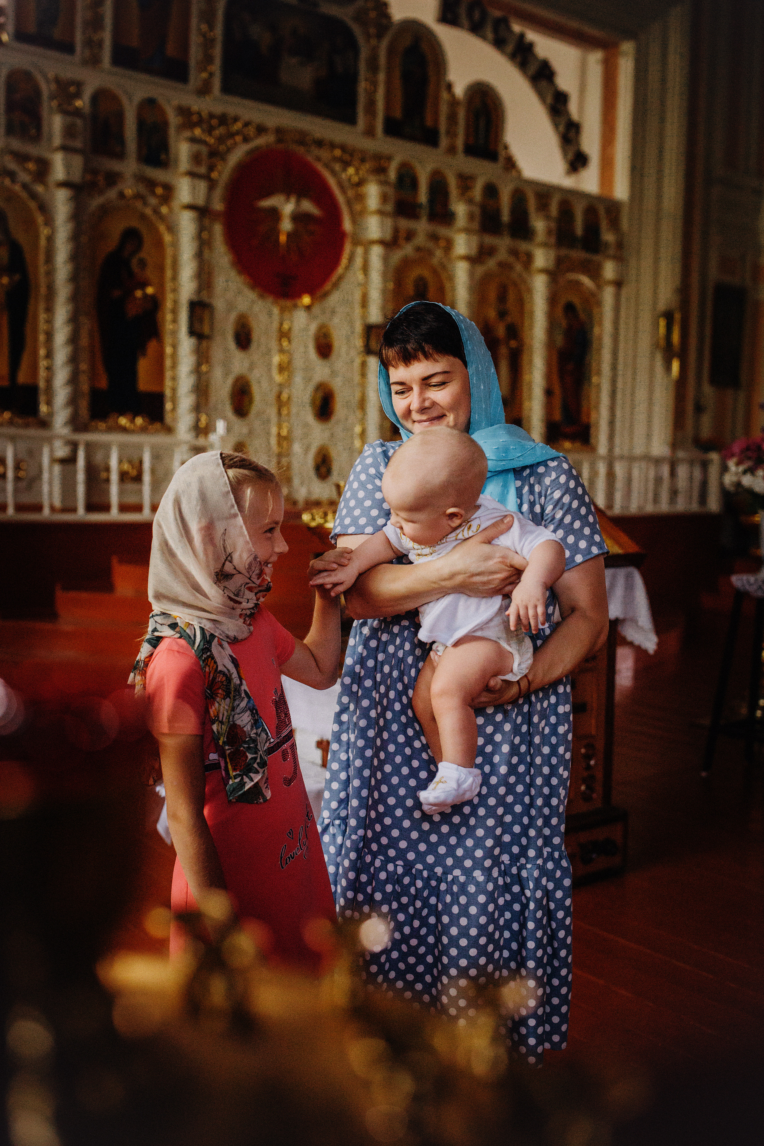 Крещение Тимофея. Свято-Никольский храм. г. Кизел. Семейный фотограф Анастасия Шайхутдинова
