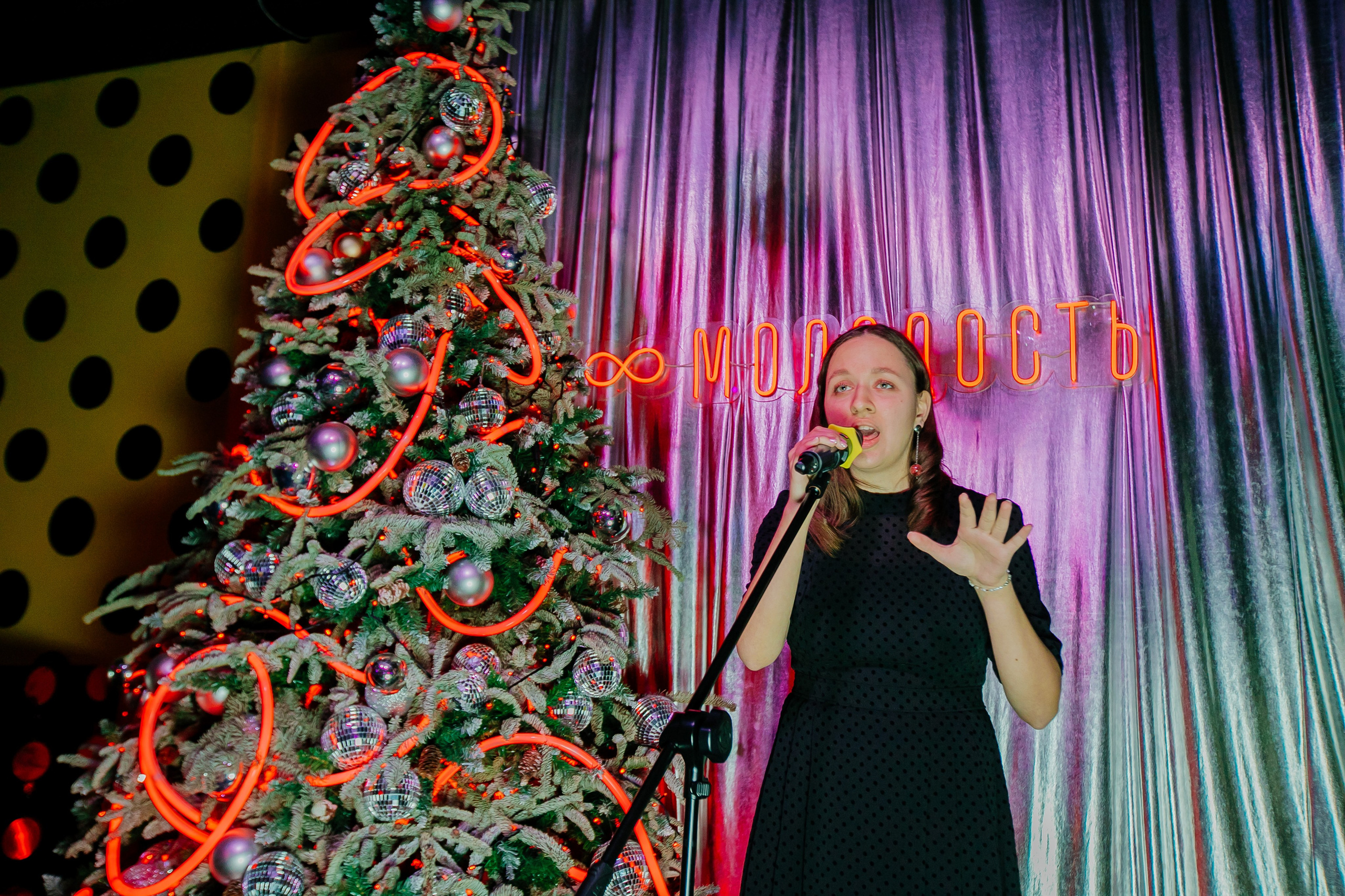 БАР МОЛОДОСТЬ. Репортажный и портретный фотограф в Екатеринбурге Гизатуллин Марат