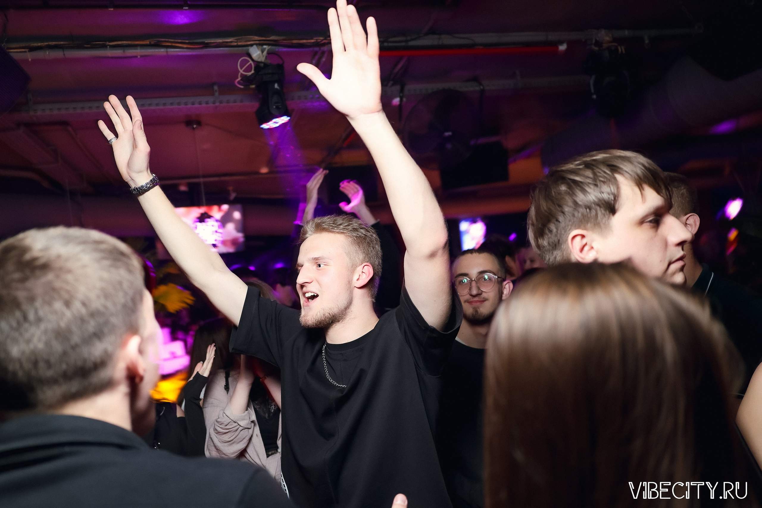 DOUBLE U. VIBECITY.RU Вайб Сити Ру Фоторепортажи Фотоотчеты Калининград