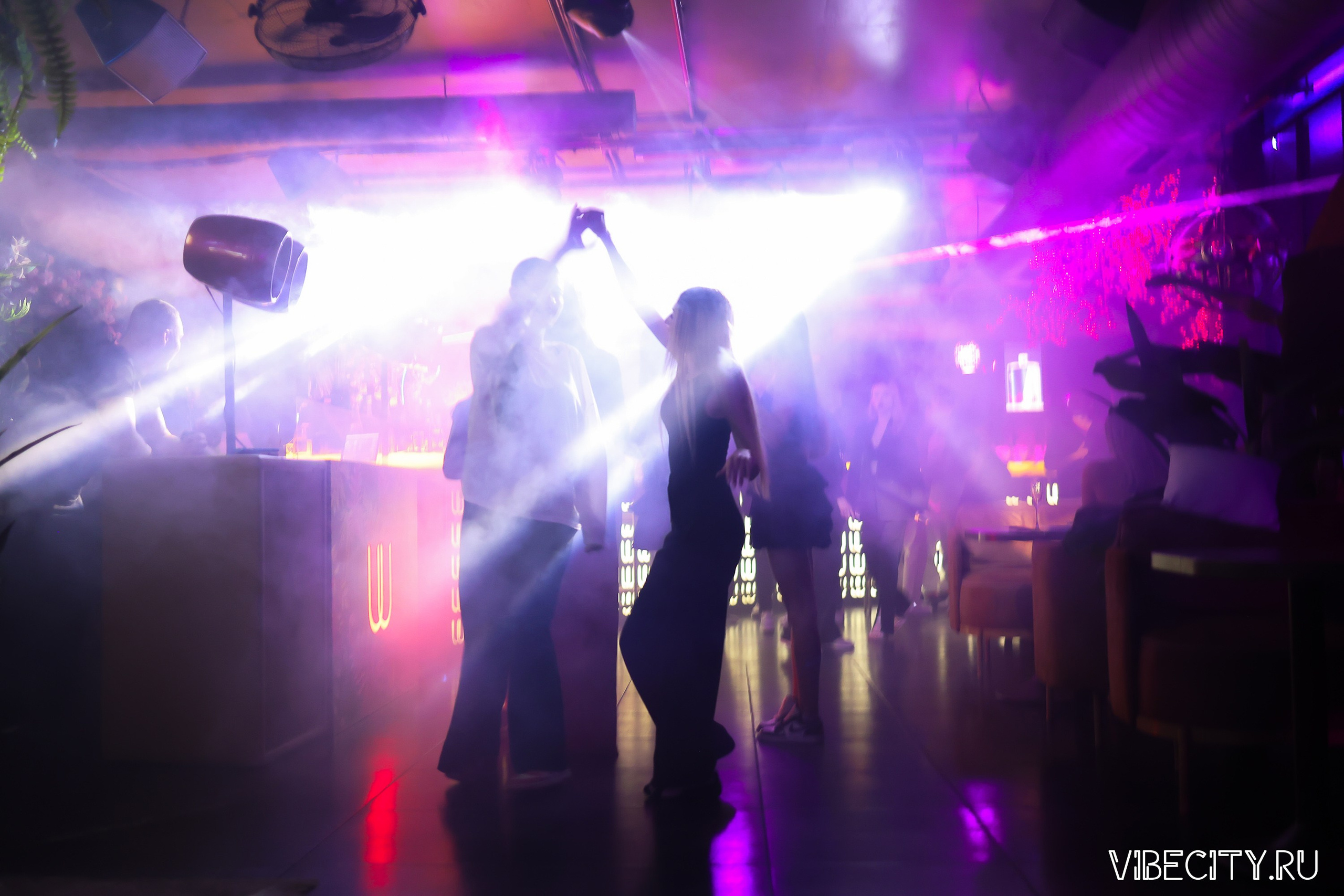 DOUBLE U. VIBECITY.RU Вайб Сити Ру Фоторепортажи Фотоотчеты Калининград