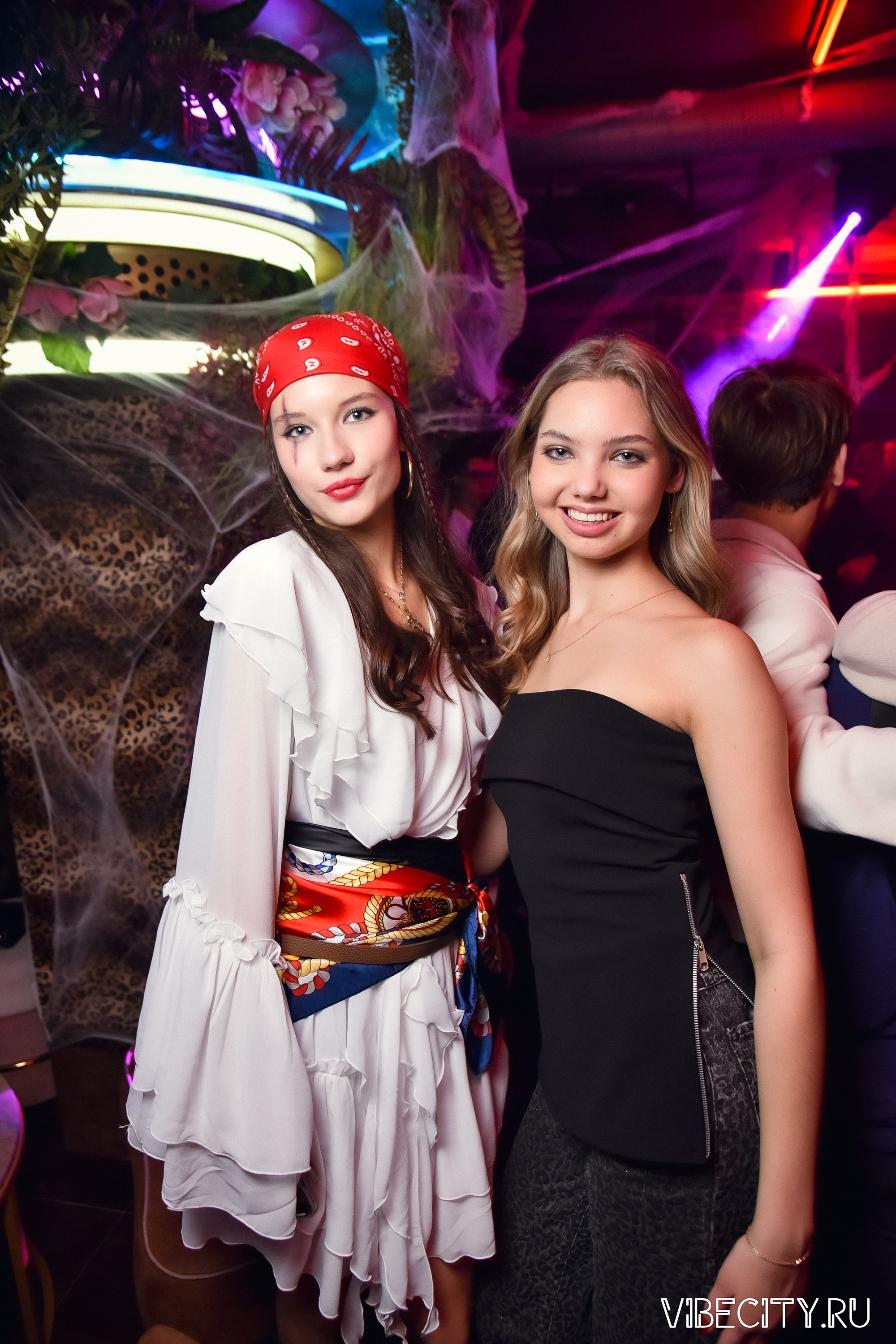 DOUBLE U. VIBECITY.RU Вайб Сити Ру Фоторепортажи Фотоотчеты Калининград