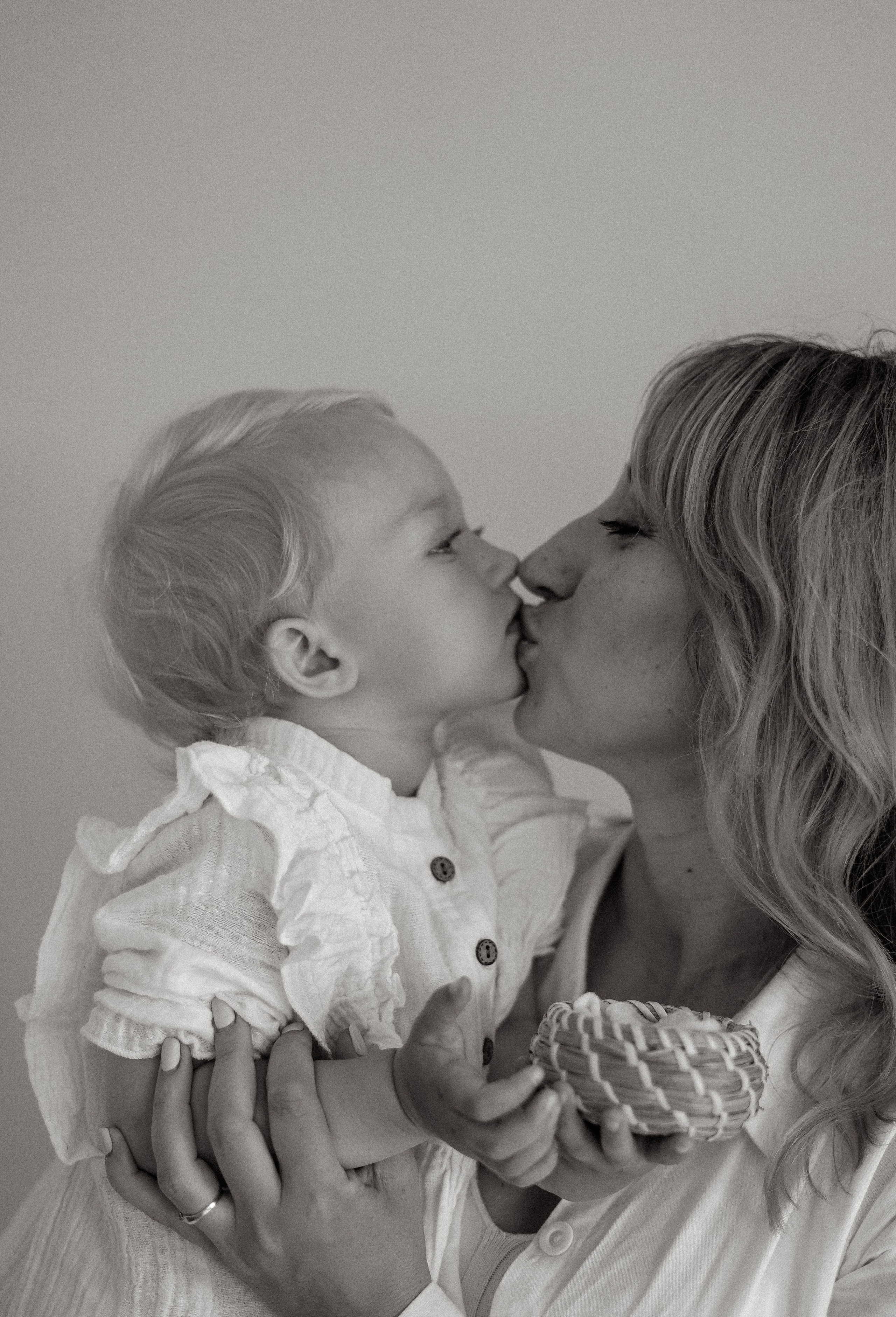 Семейная история в студии. Свадебный и семейный фотограф Афанасьева Анна в Кисловодске