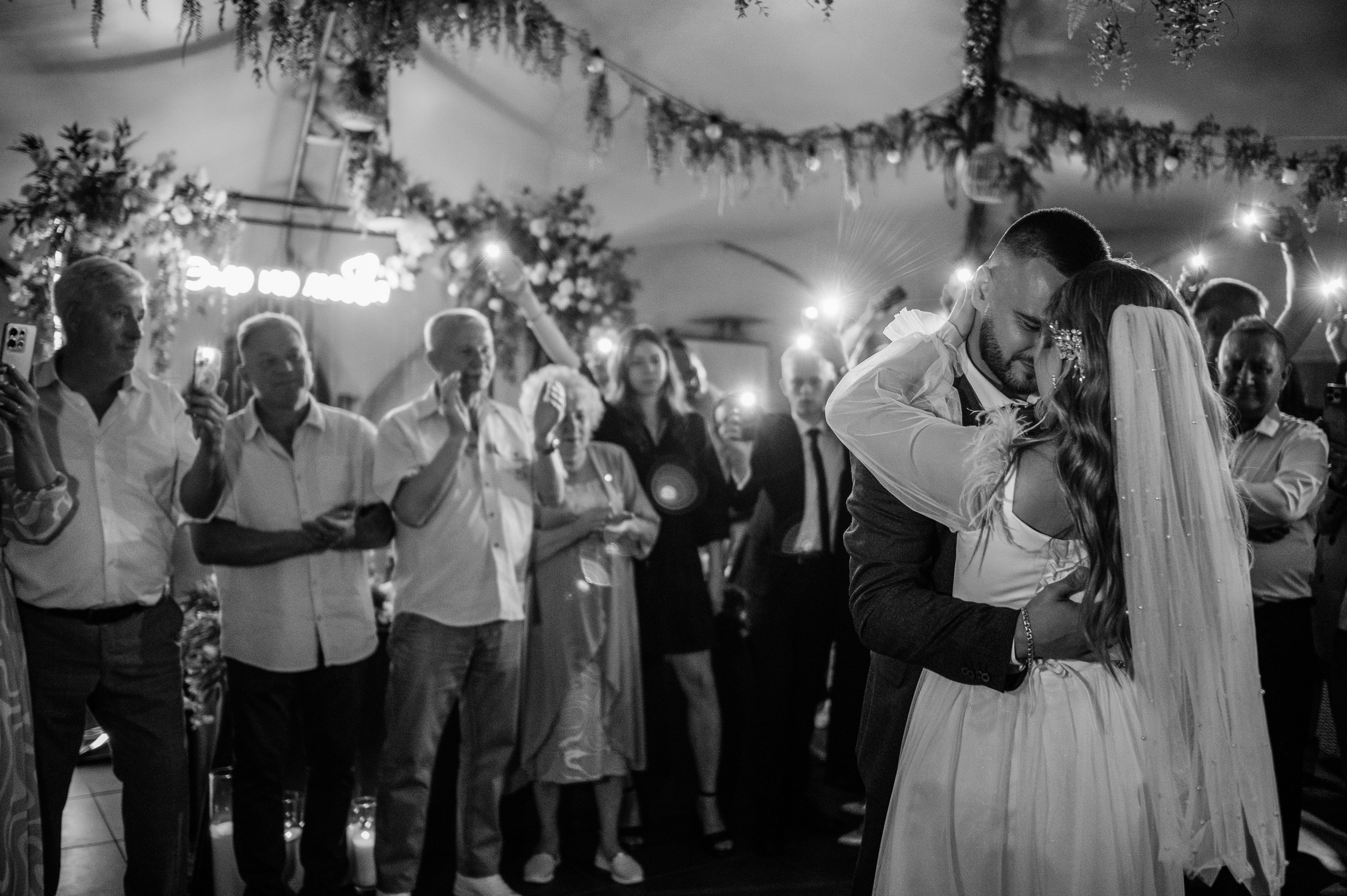 Свадебная фотосессия в Брянске, ресторан «Инжир». Свадебный и репортажный фотограф видеограф Брянск/Москва