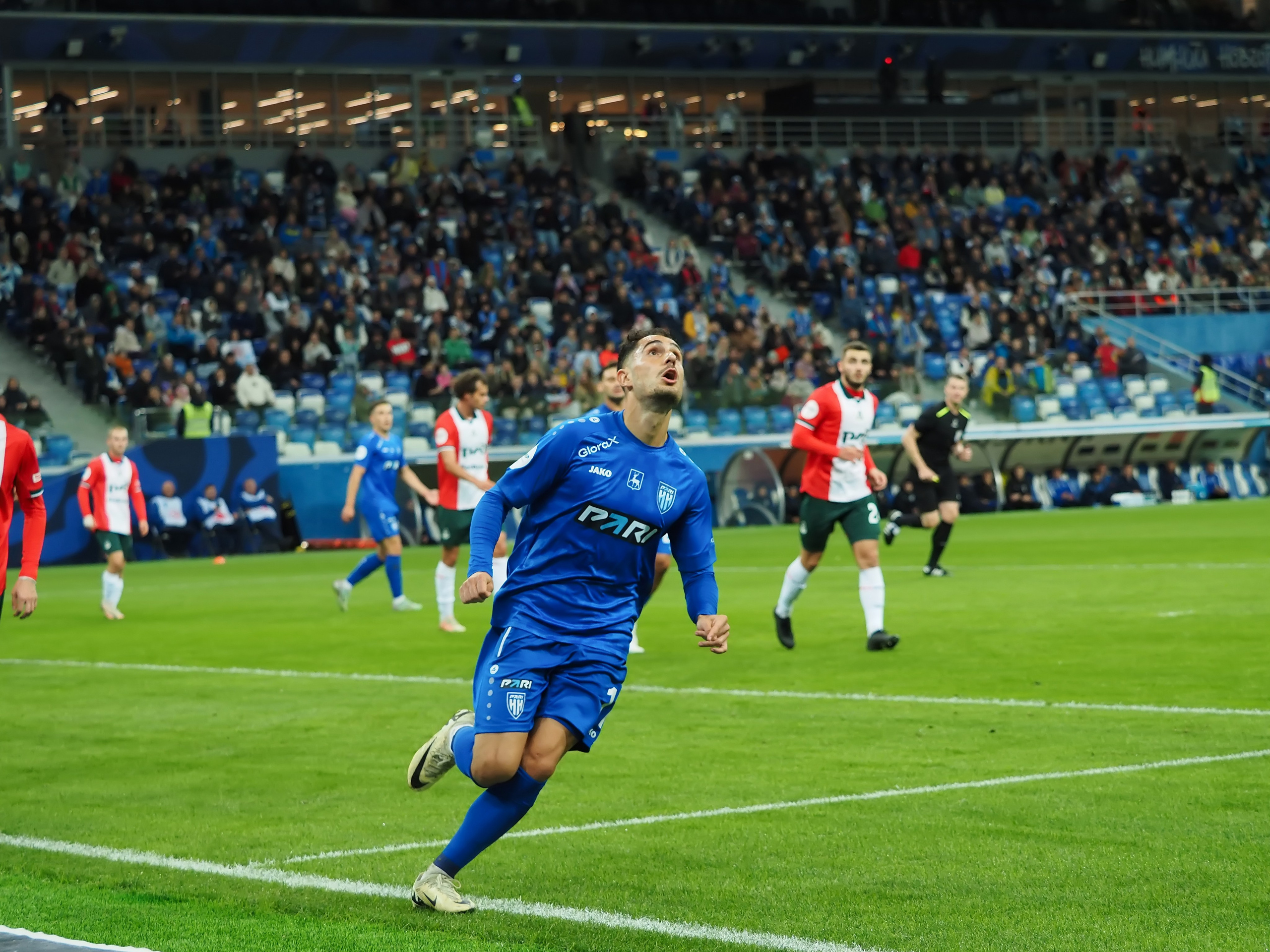 Футбол (РПЛ). Репортажный фотограф Алексей Козьмин